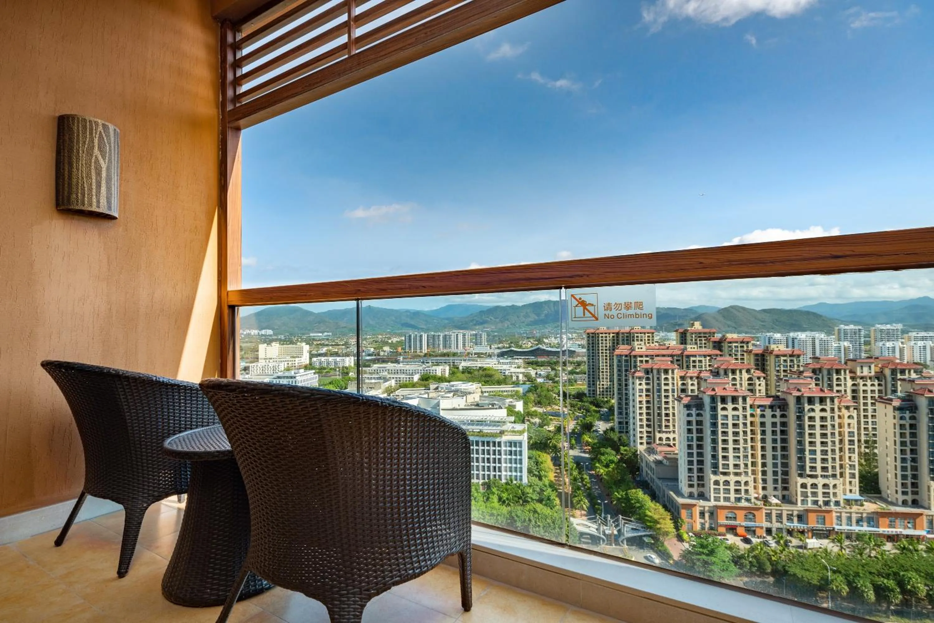Balcony/Terrace in Mangrove Tree Resort World Sanya Bay -Elader Palm Tower