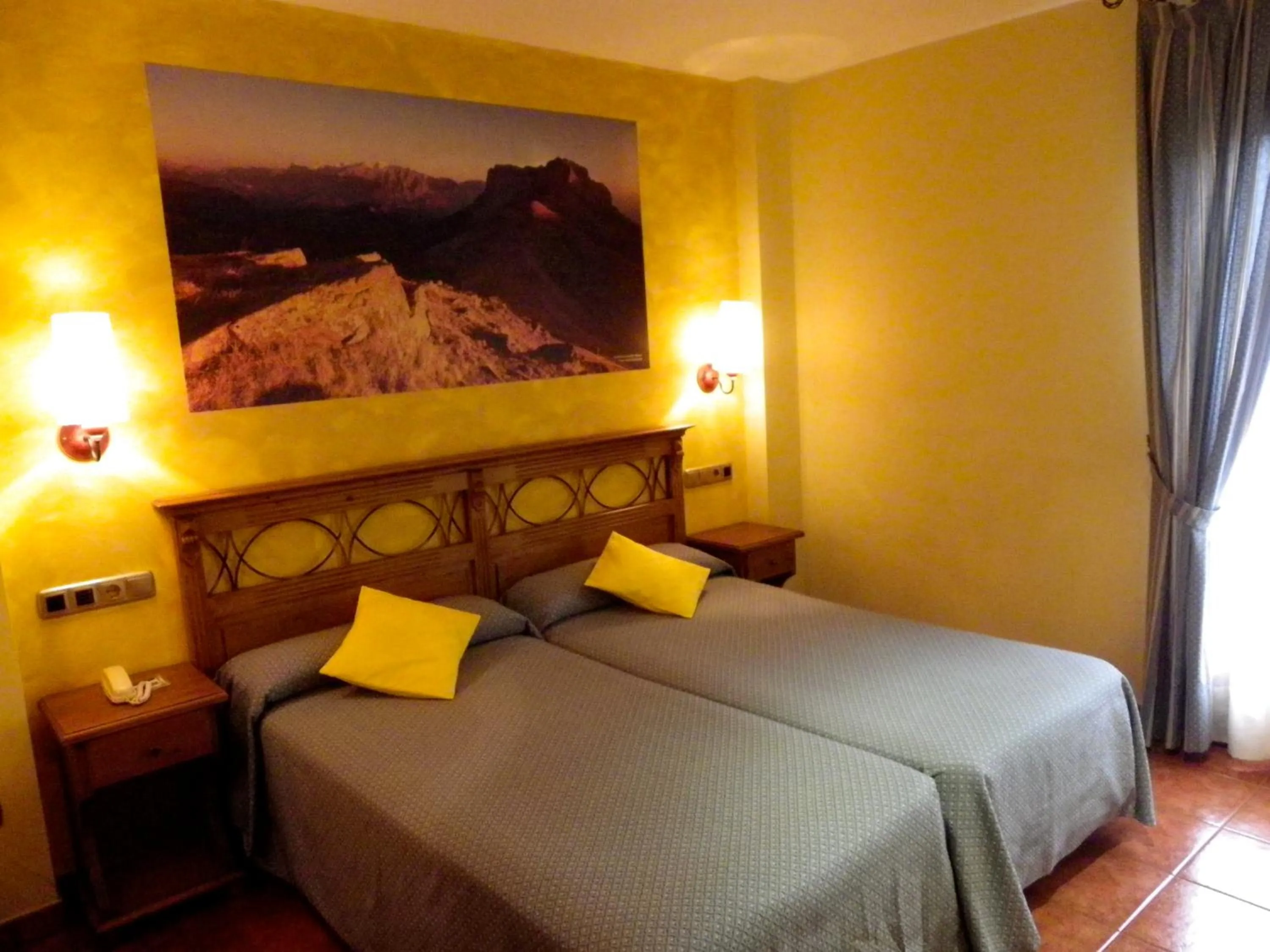 Photo of the whole room, Bed in Hotel Arnal