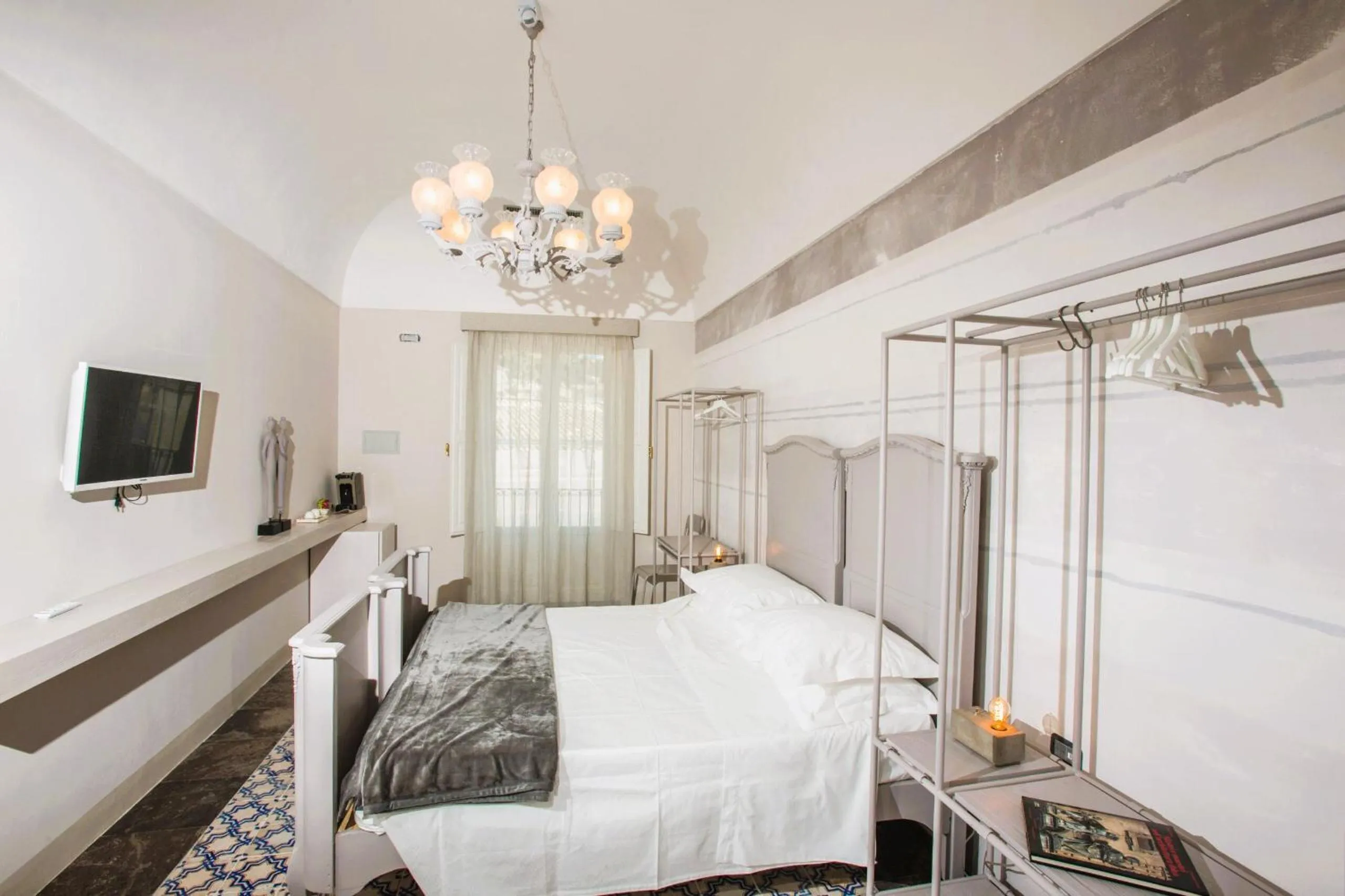 Photo of the whole room, Bed in Palazzo Conti Camere & Suites