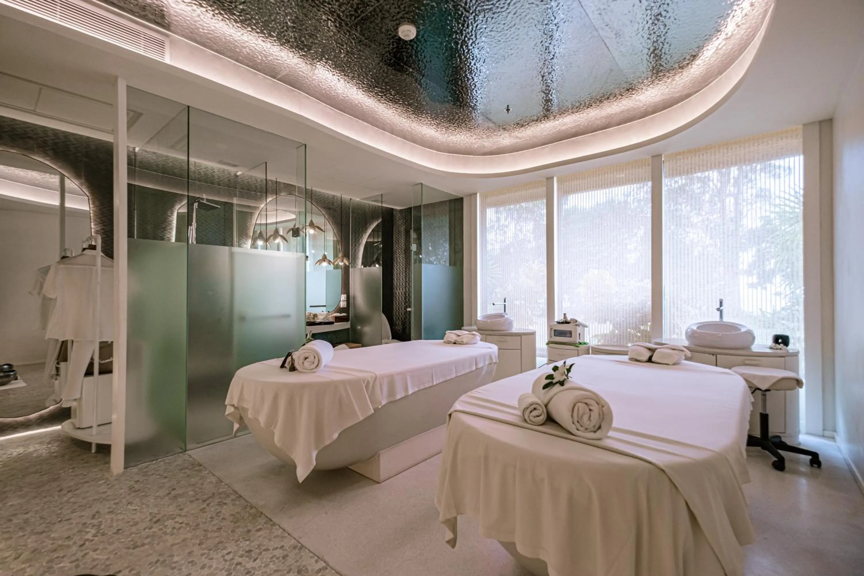 Spa and wellness centre/facilities, Bed in The ShellSea Krabi I Luxury Beach Front Resort & Pool Villa