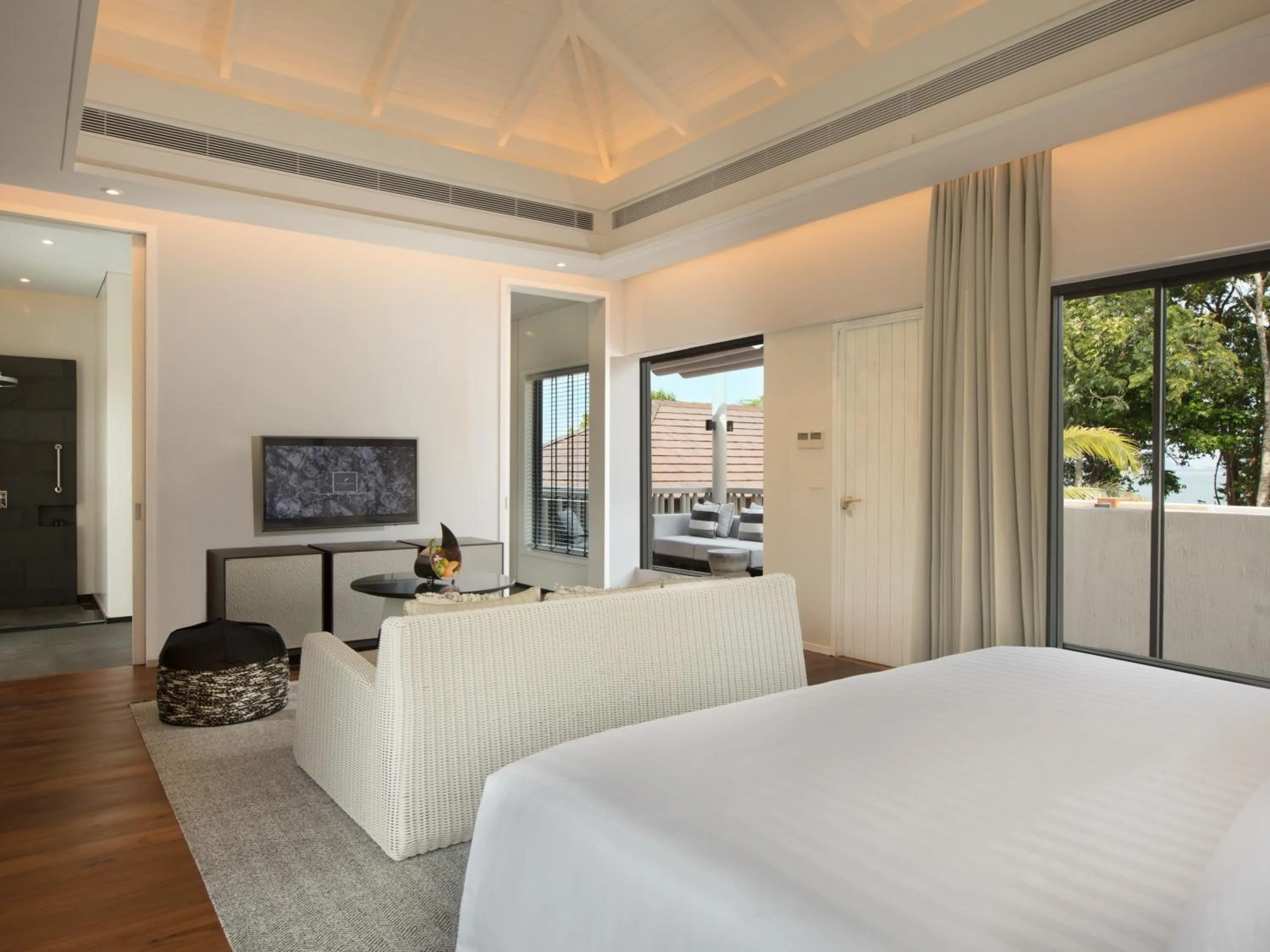 Bedroom, Bed in The ShellSea Krabi I Luxury Beach Front Resort & Pool Villa