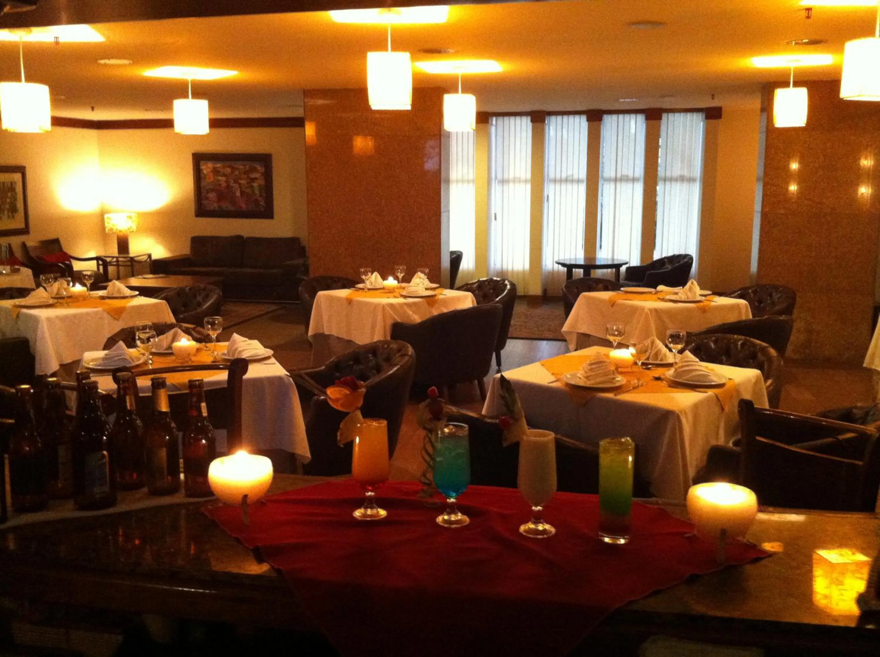 Lounge or bar in Continental Porto Alegre by Samba