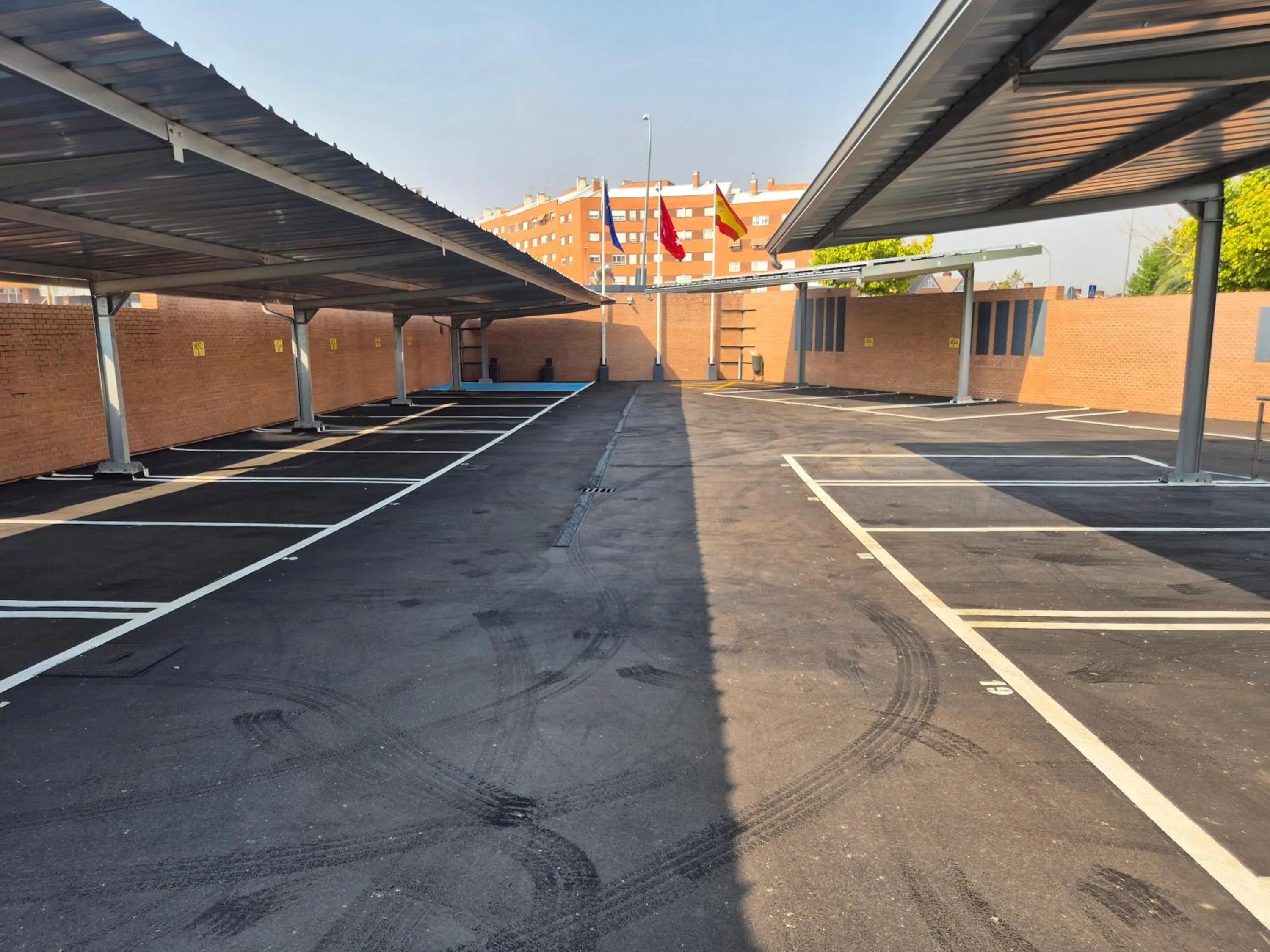 Parking in Hotel Reston Valdemoro