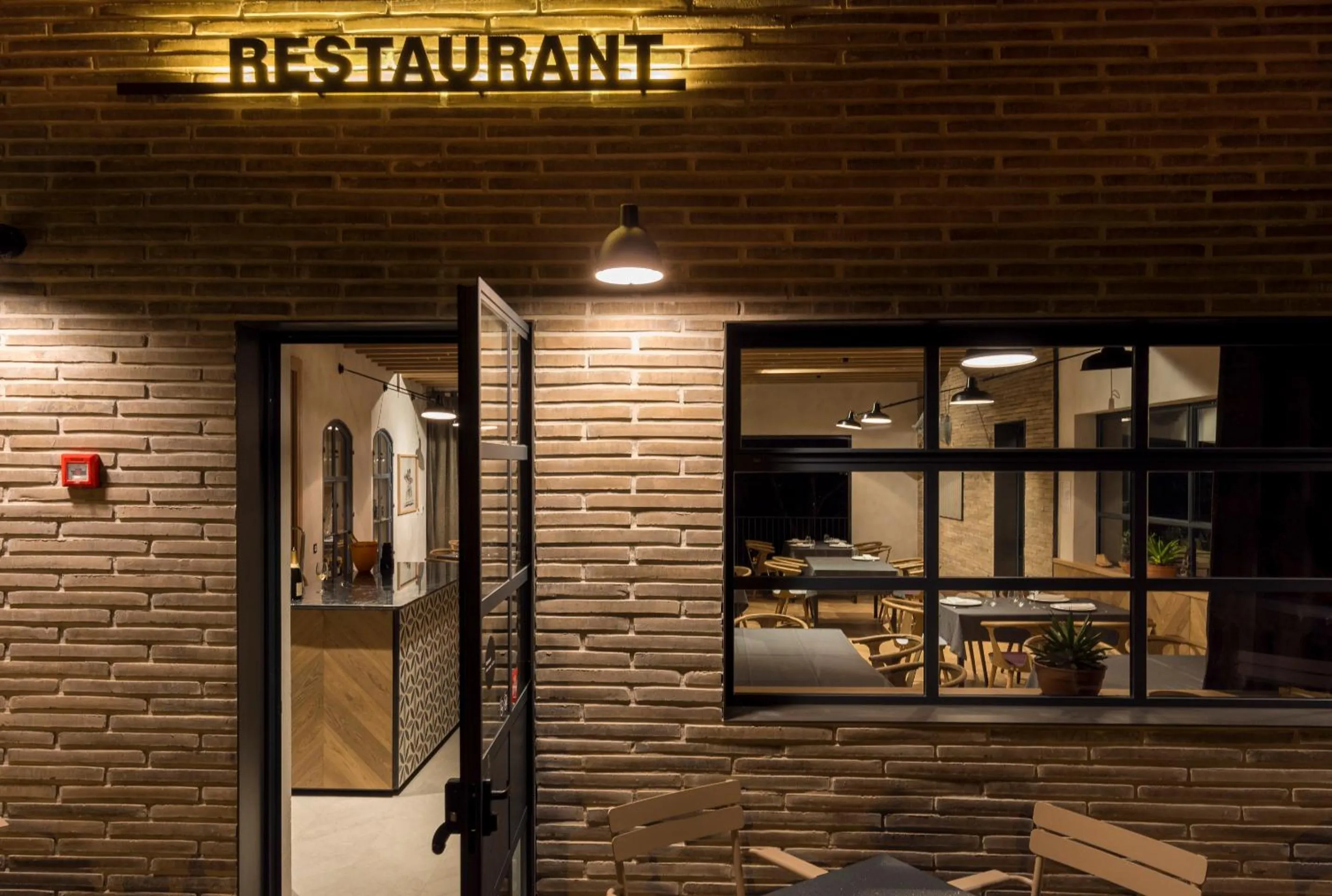 Restaurant/places to eat in Hotel Peteani