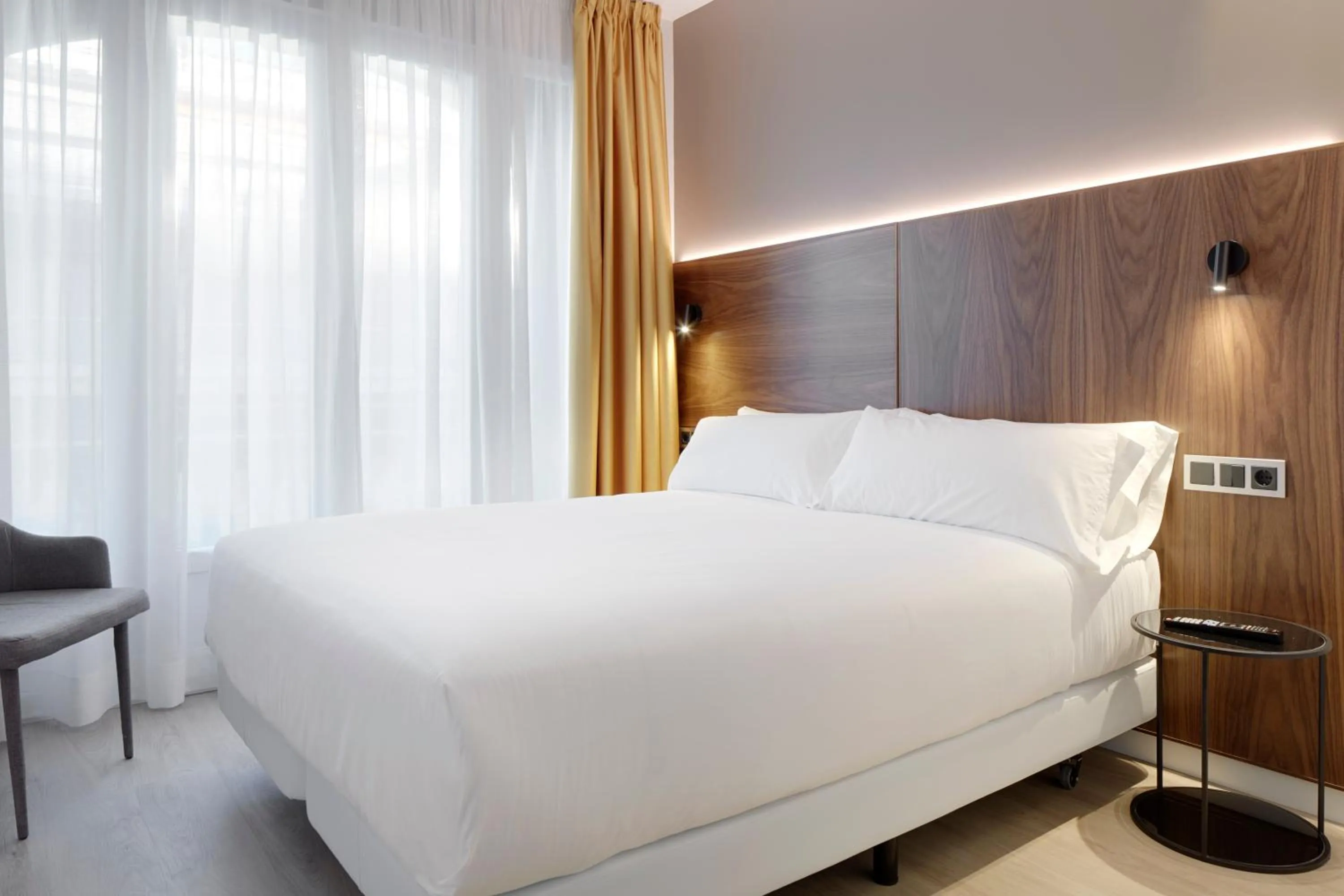 Bedroom, Bed in HOTEL ARRiZUL CONGRESS