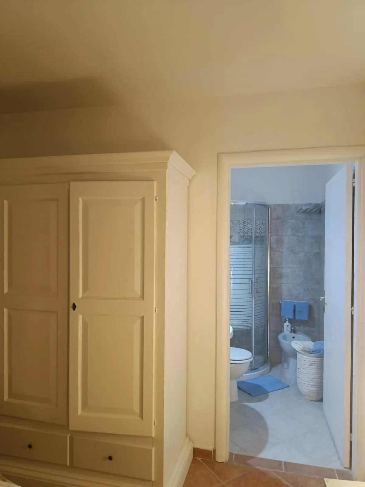 Shower in B&B Casavecchia