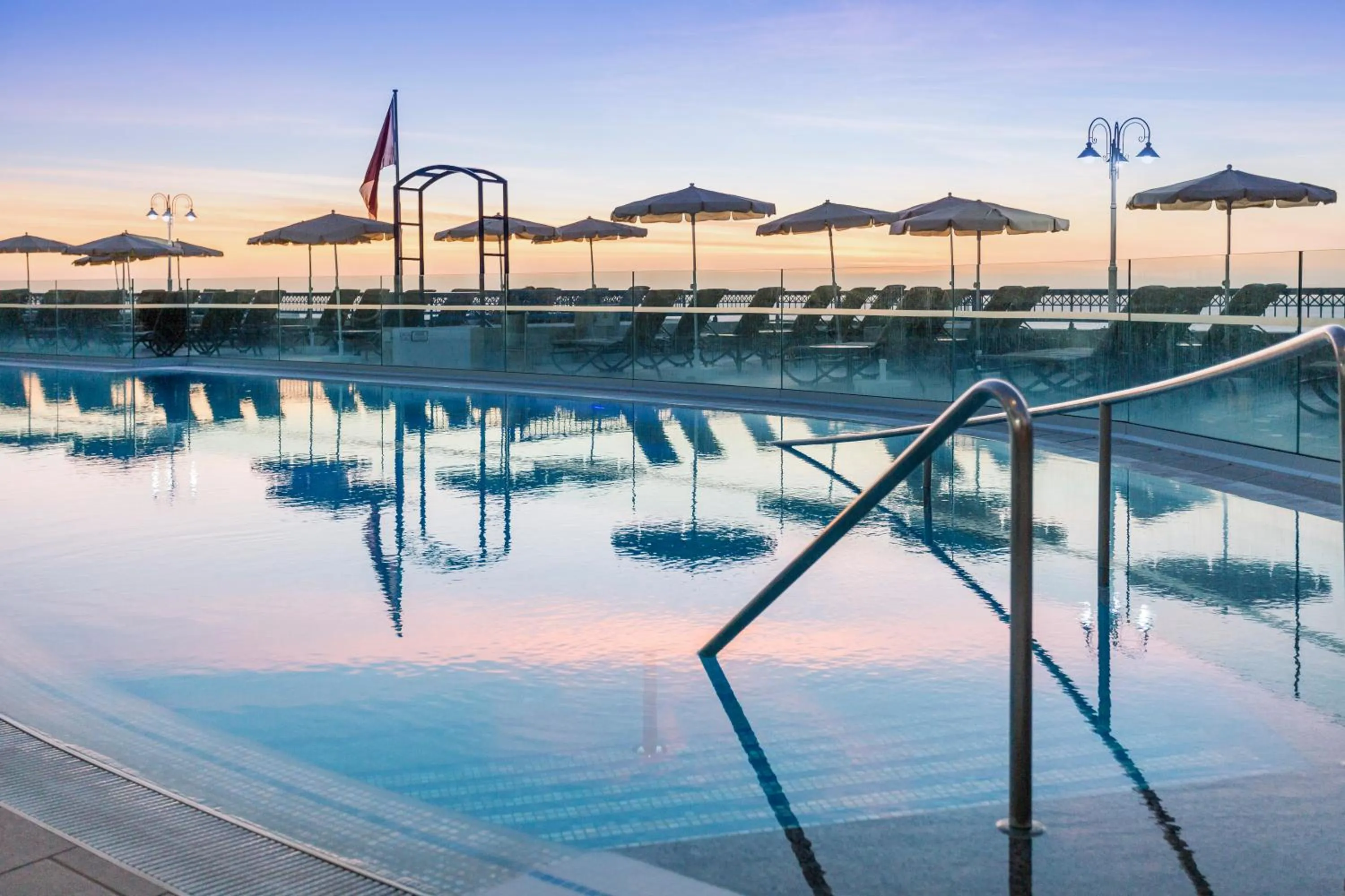 Swimming pool in Club Cala Blanca