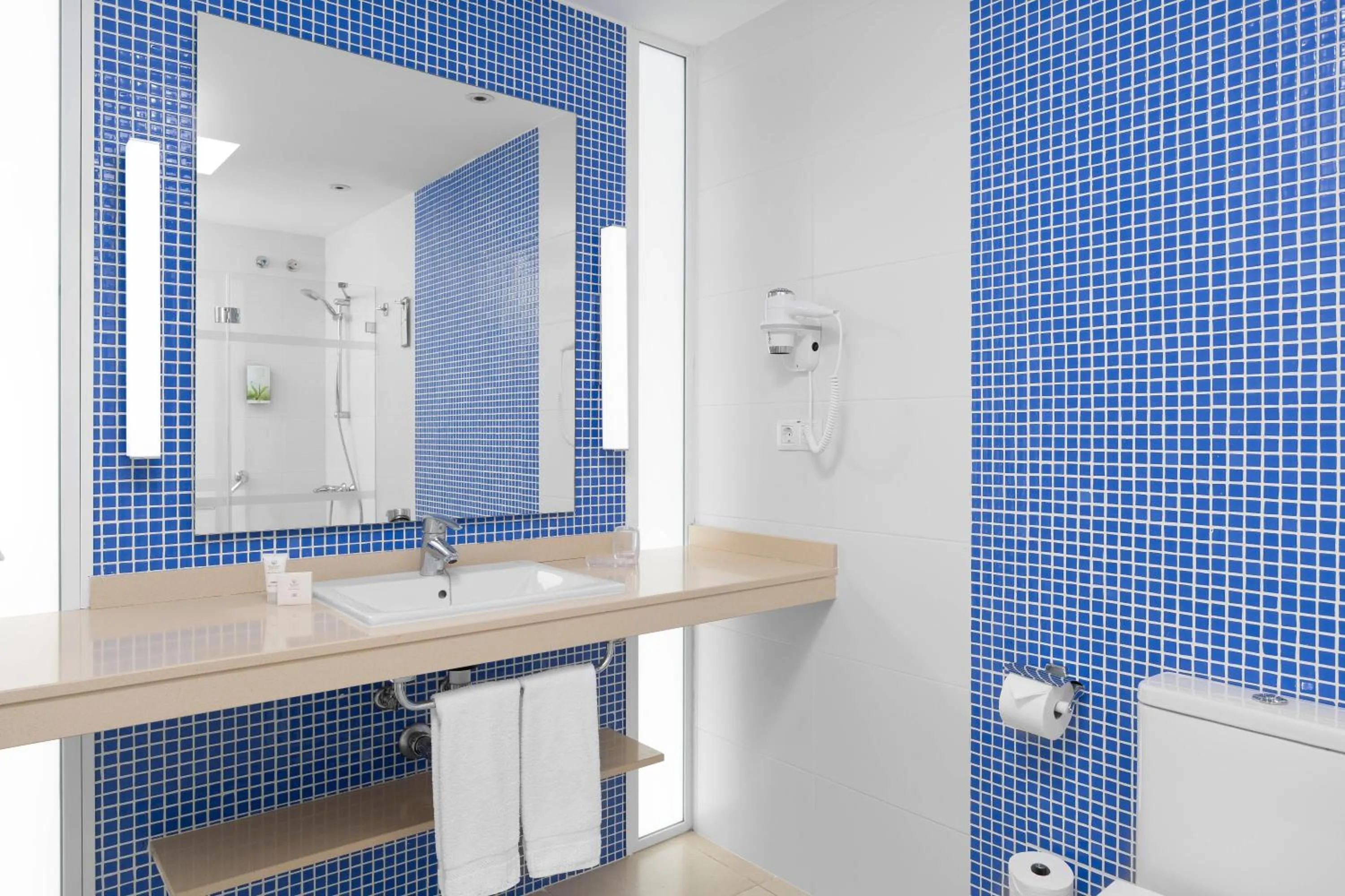 Bathroom in Club Cala Blanca