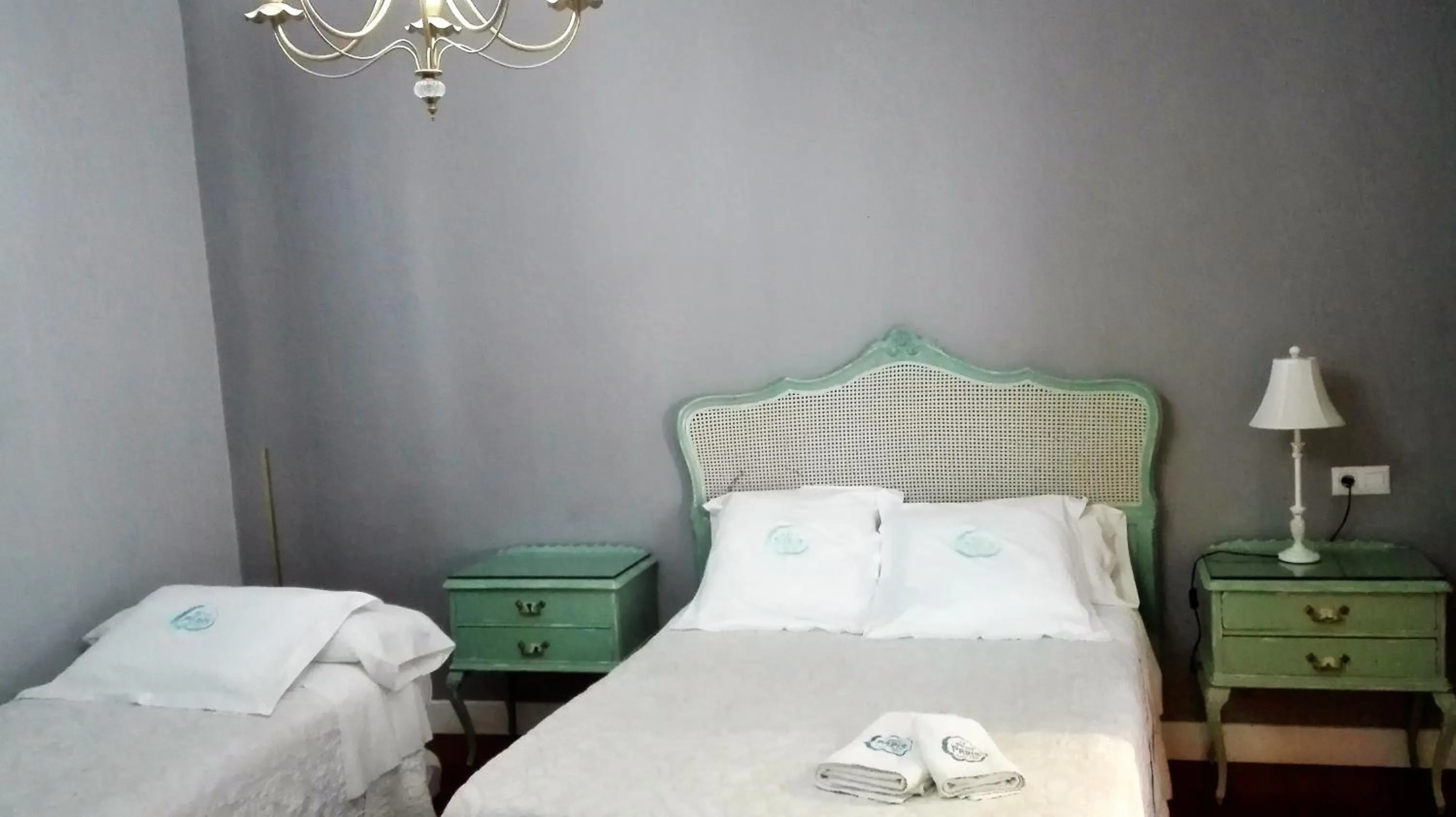 Photo of the whole room, Bed in Le Petit Paris
