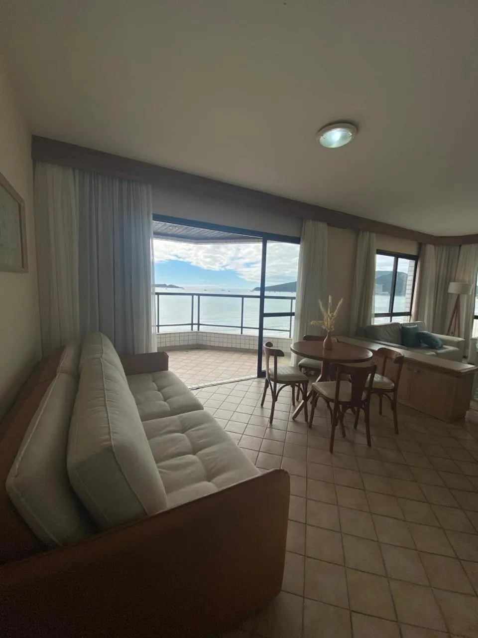 Ingleses Praia Hotel