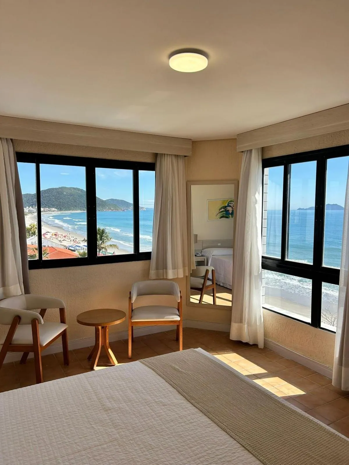 Bed in Ingleses Praia Hotel