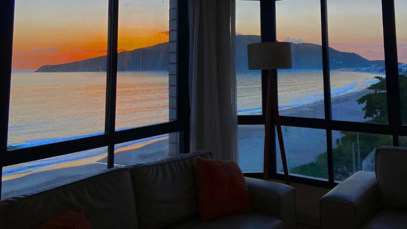 Ingleses Praia Hotel