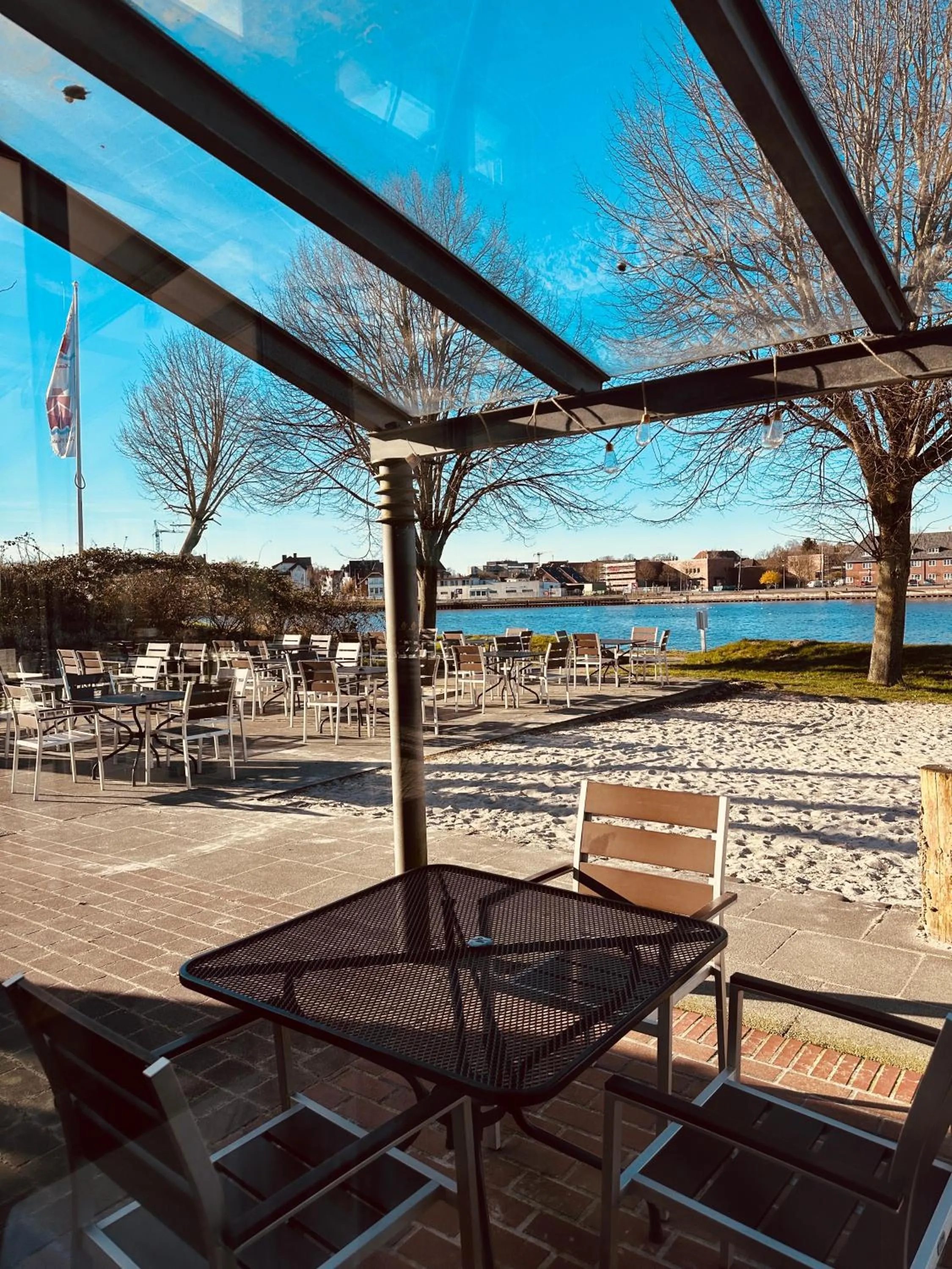 Kanal-Haus "Das Gästehaus direkt am NOK"