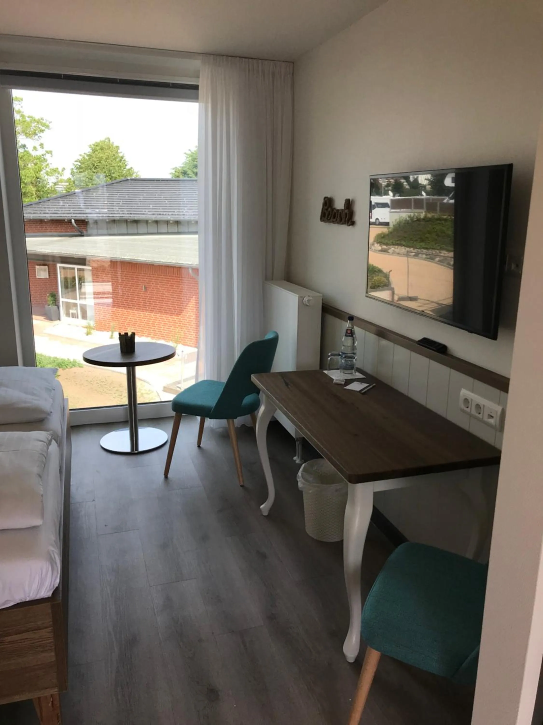 Kanal-Haus "Das Gästehaus direkt am NOK"