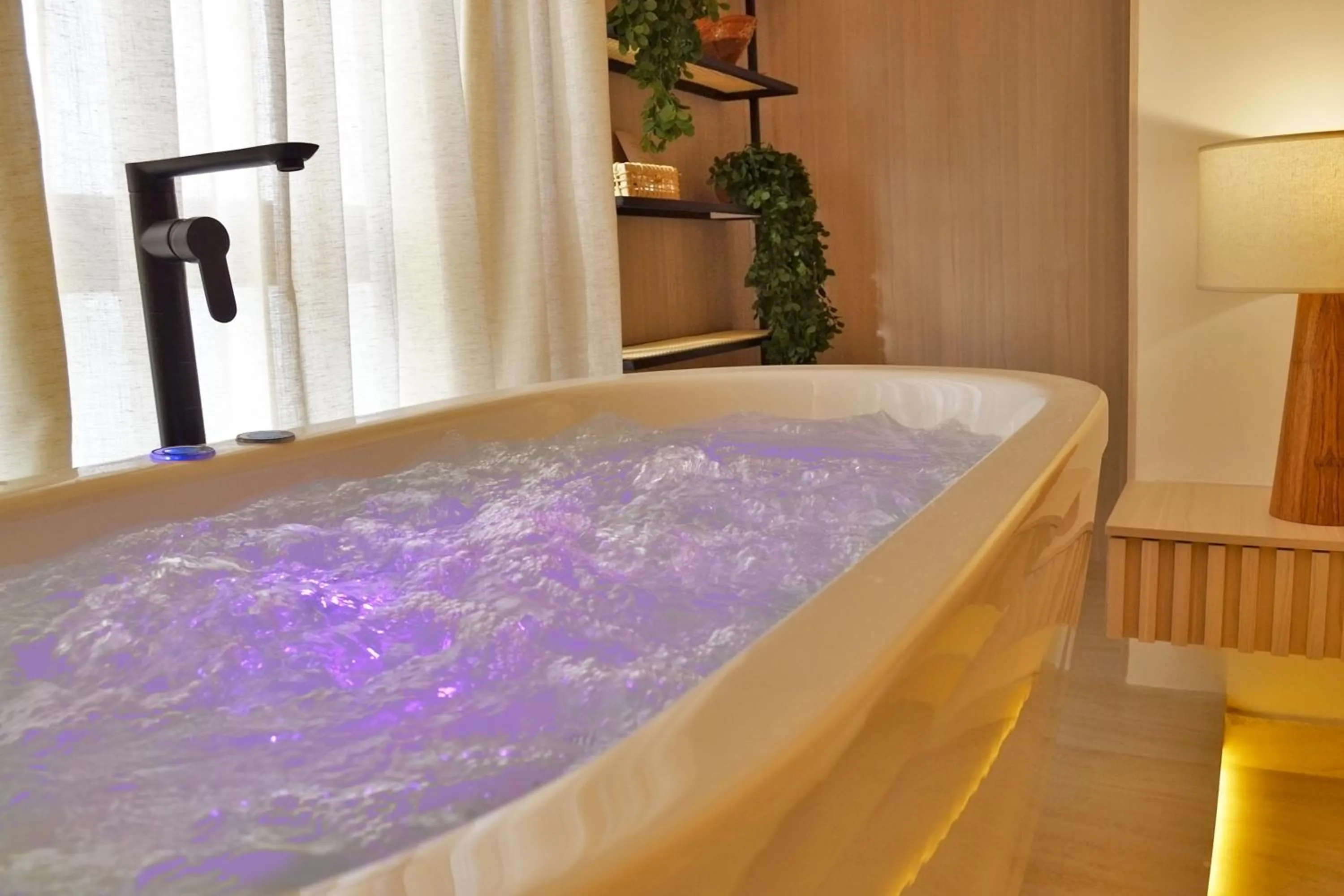 Bath in Seara Praia Hotel