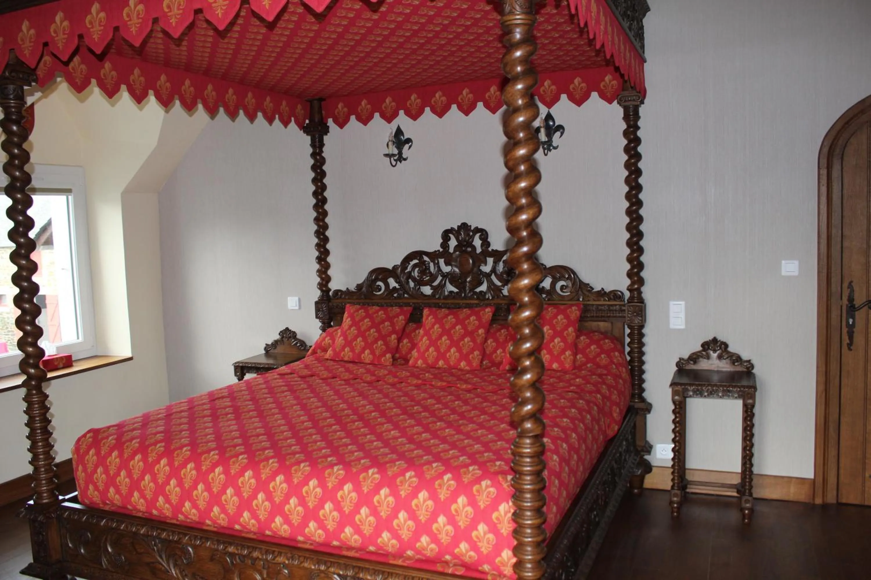 Bedroom, Bed in Au p'tit Mont