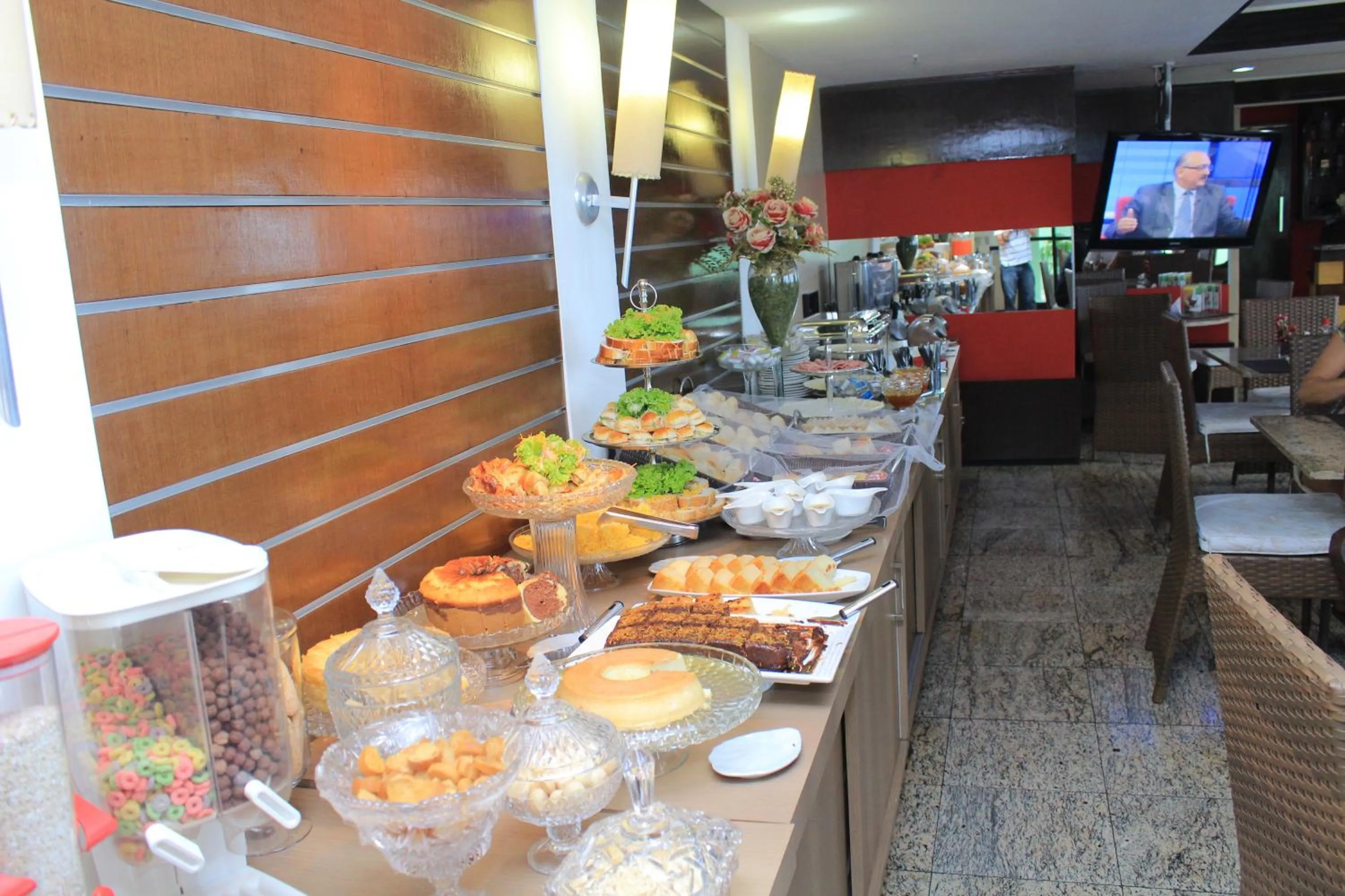 Restaurant/places to eat in JOH Blue Ocean Flat Hotel