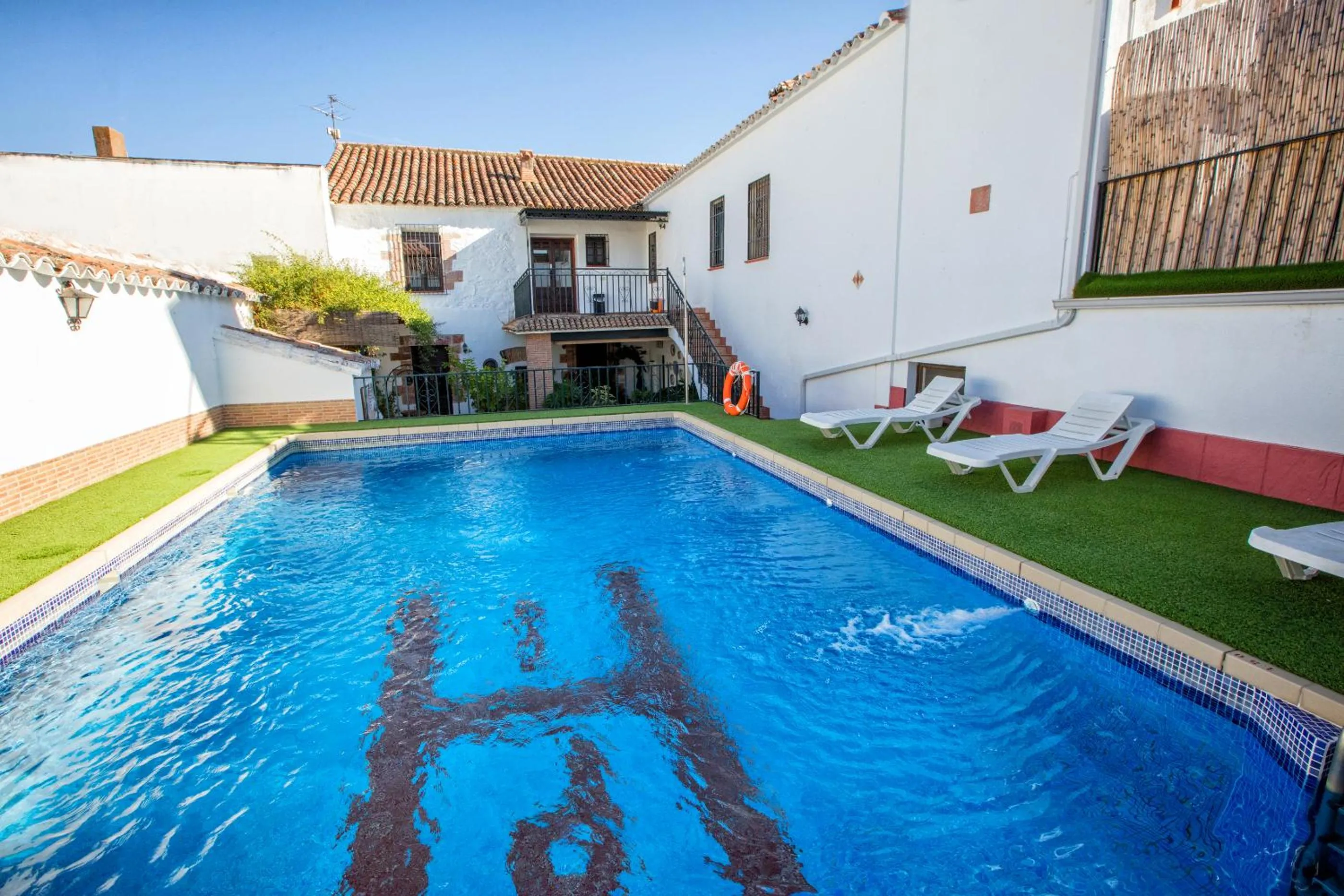 Swimming pool in Hotel Palacio del Intendente