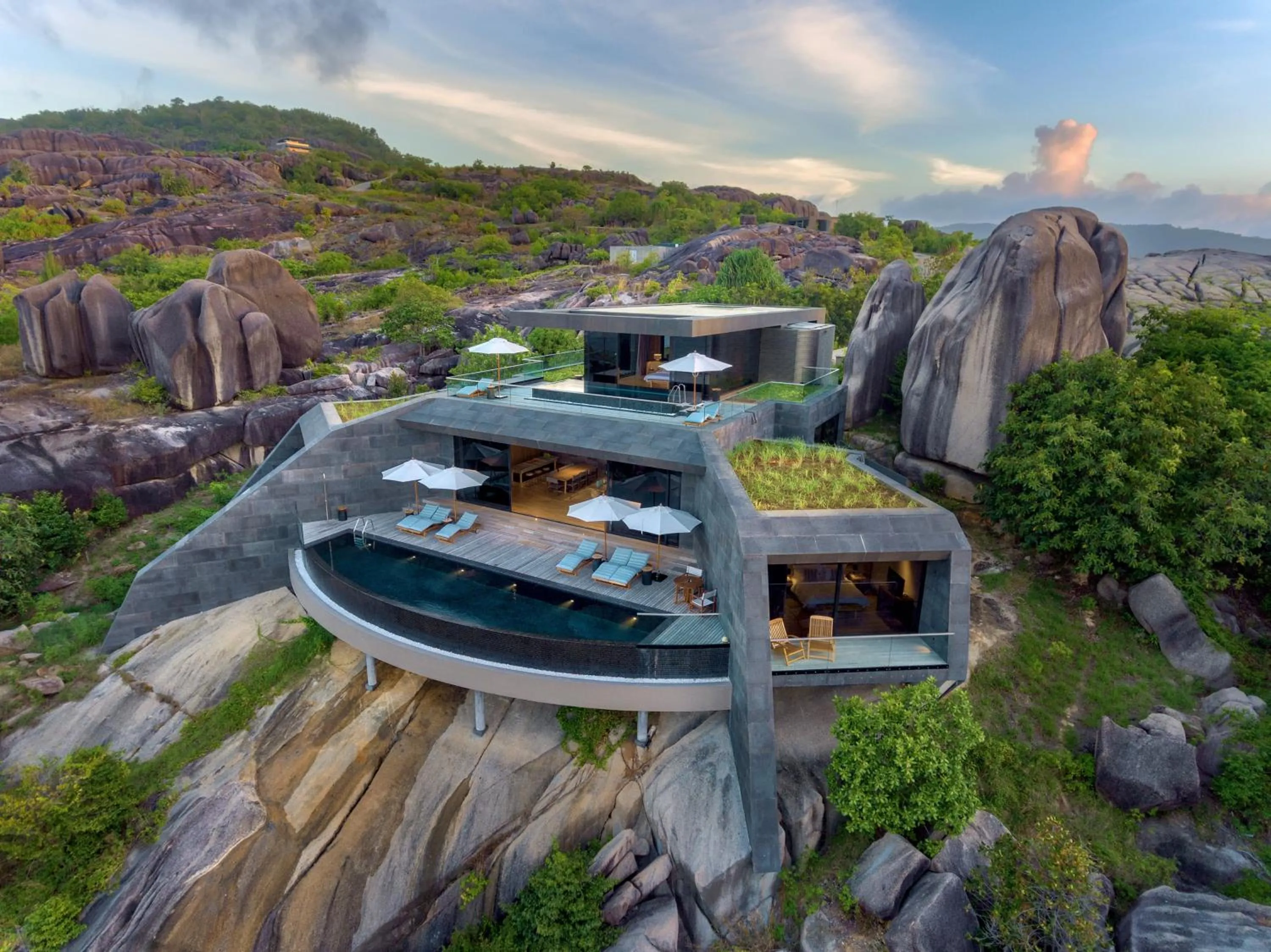 Mountain view in Six Senses Zil Pasyon, Seychelles