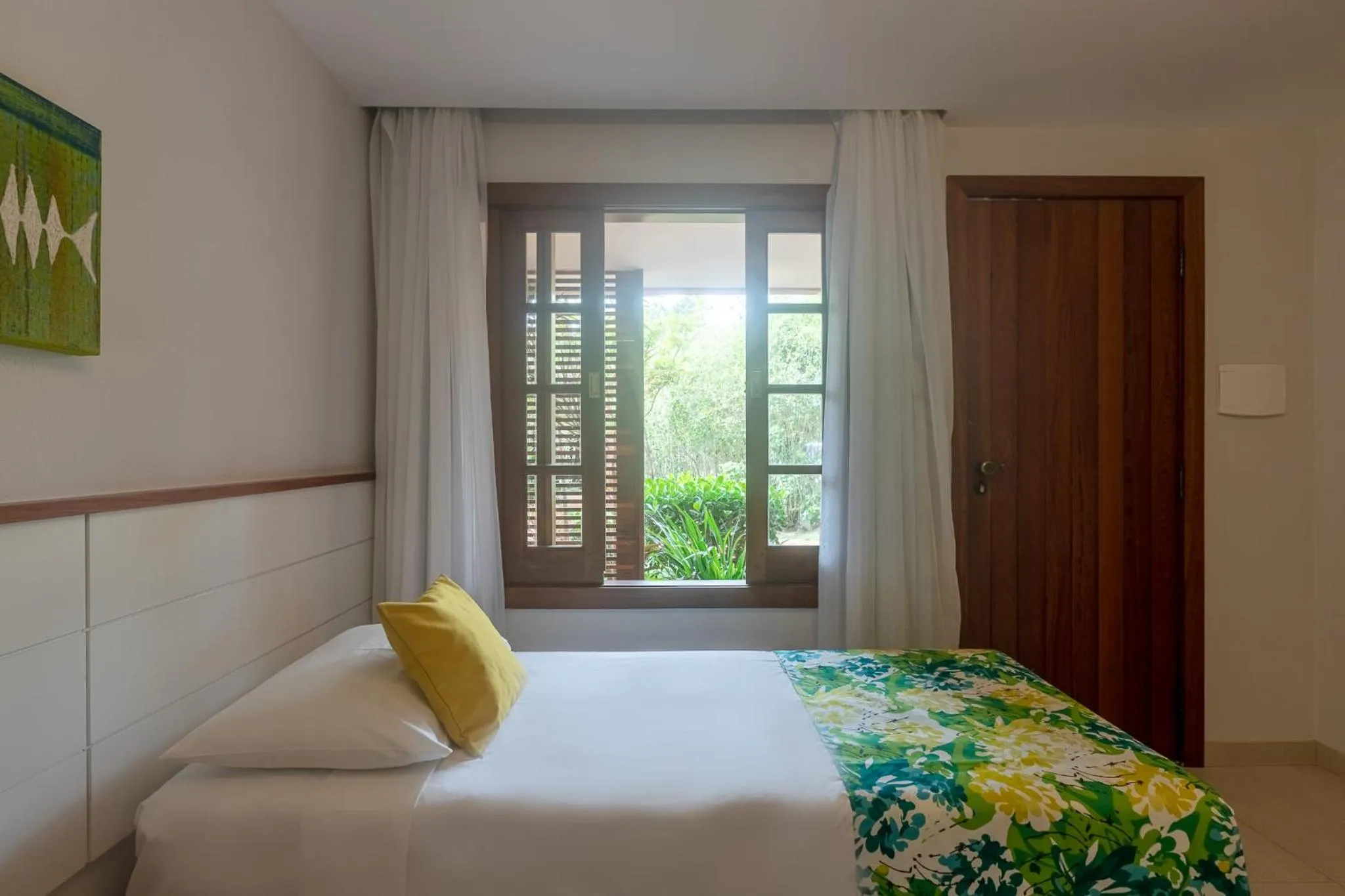 Photo of the whole room, Bed in Corais e Conchas