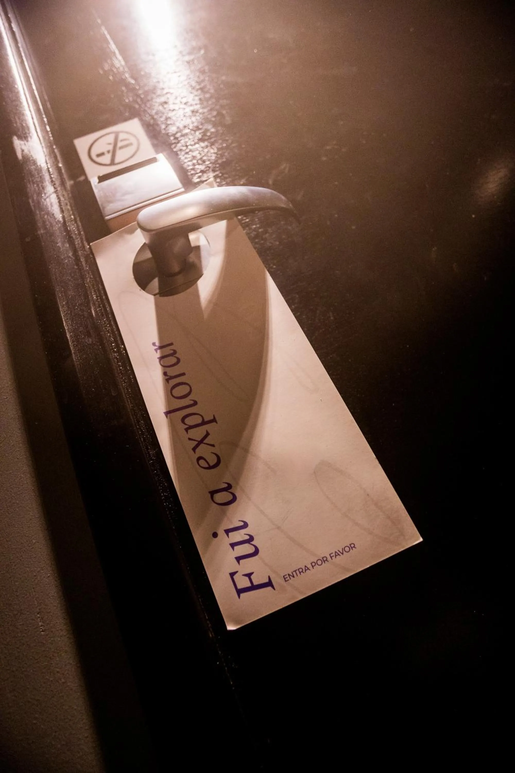 Text overlay in Mercure Santiago Centro