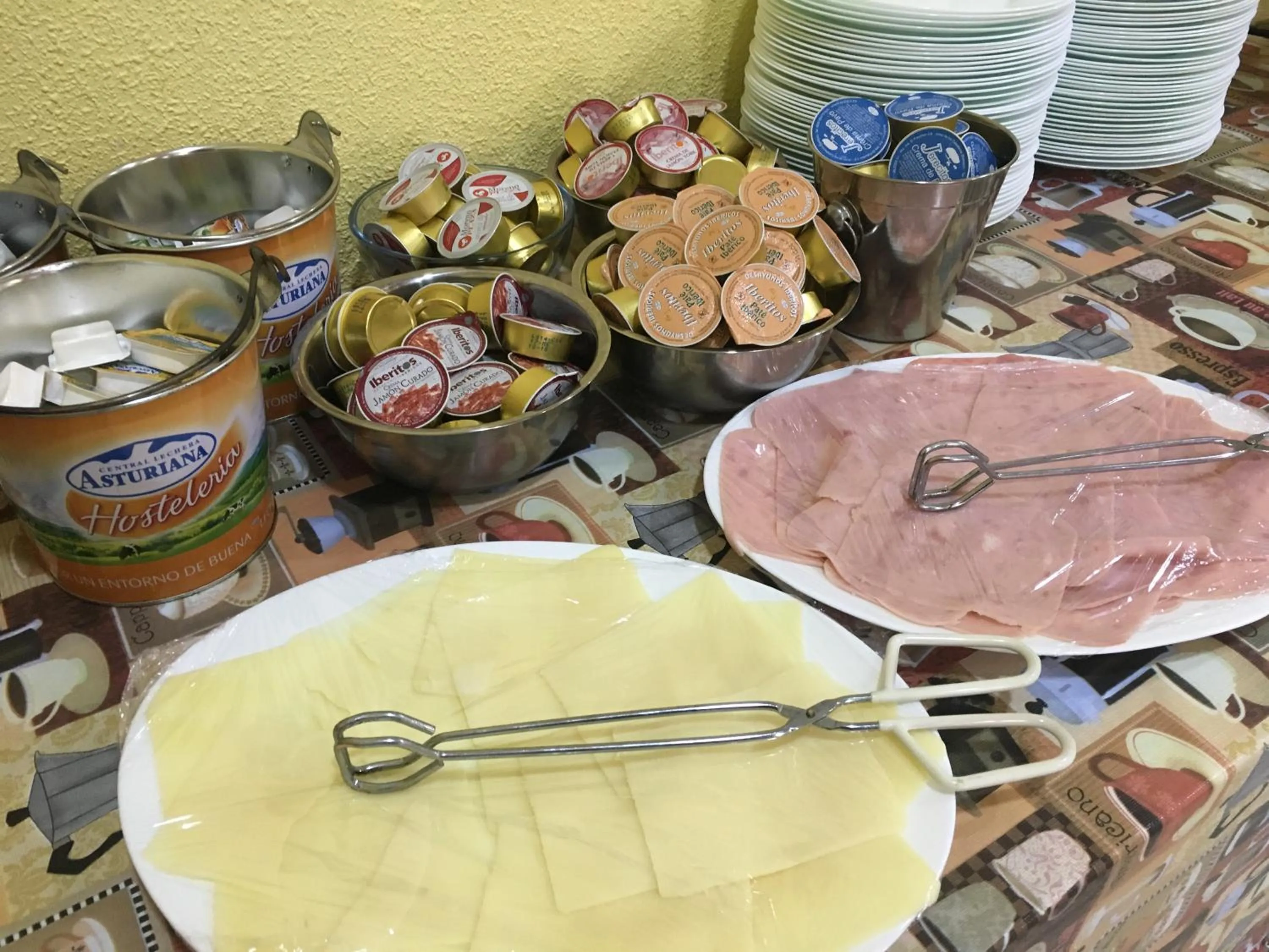 Breakfast in Hotel Don Juan