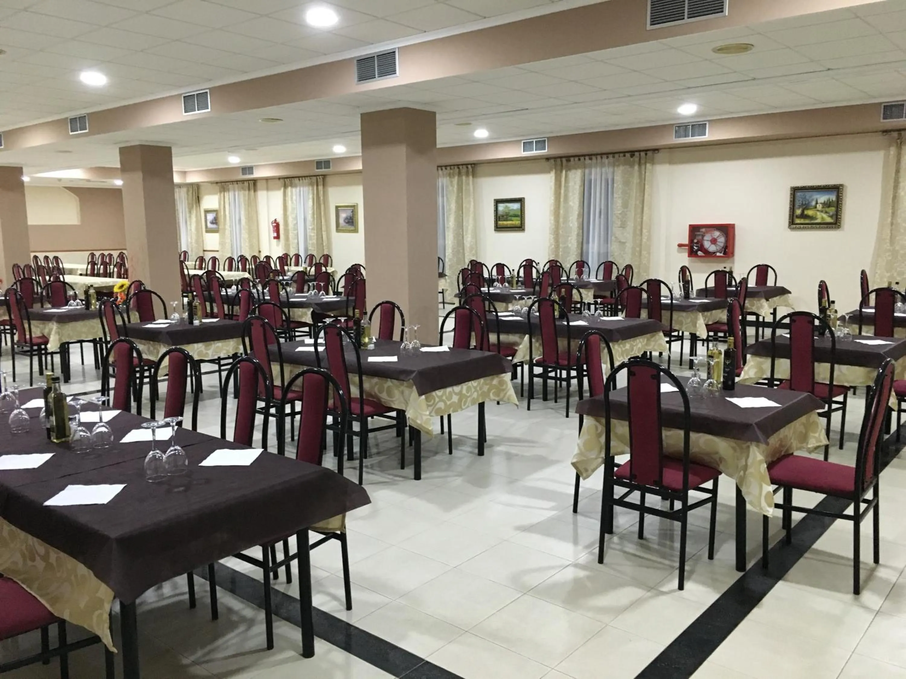 Restaurant/places to eat in Hotel Don Juan