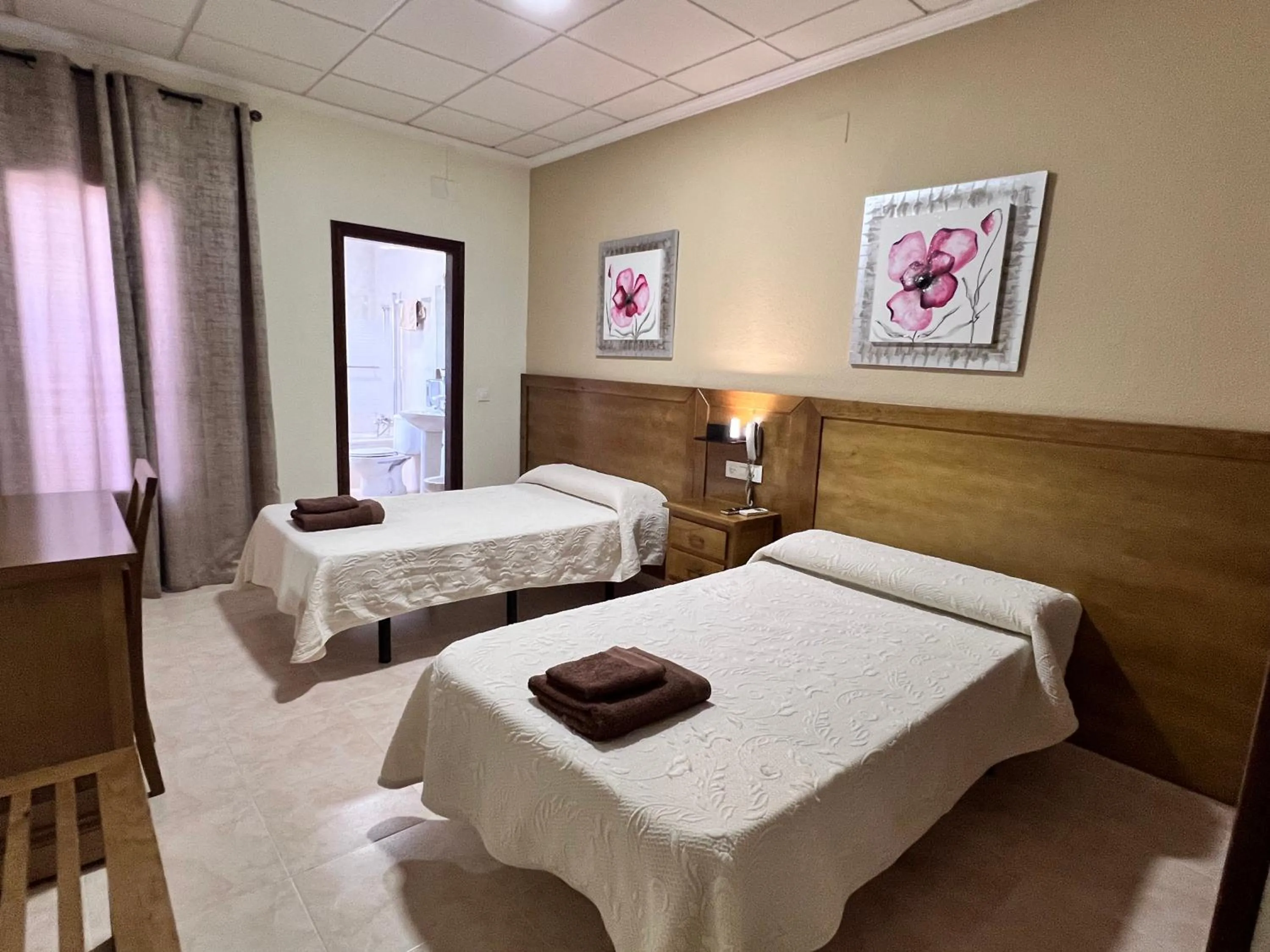 Photo of the whole room, Bed in Hotel Don Juan