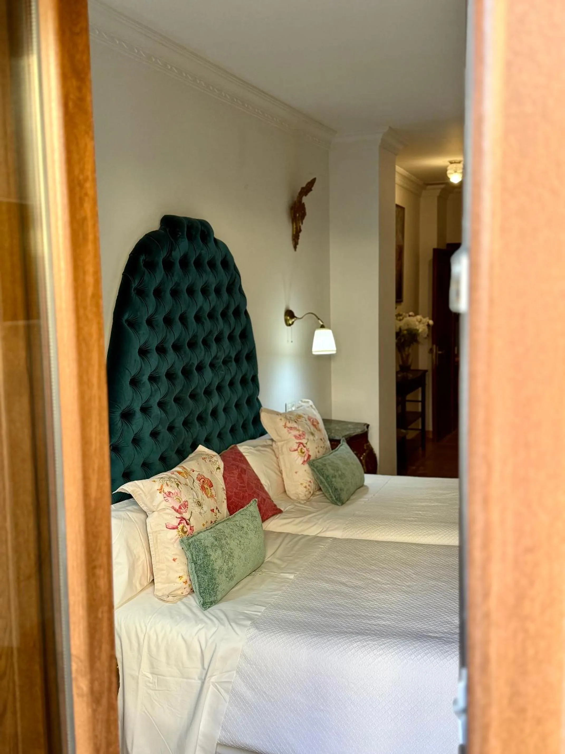 Photo of the whole room, Bed in Hotel Convento La Gloria