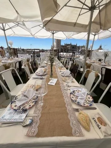 Restaurant/places to eat in Hotel Convento La Gloria