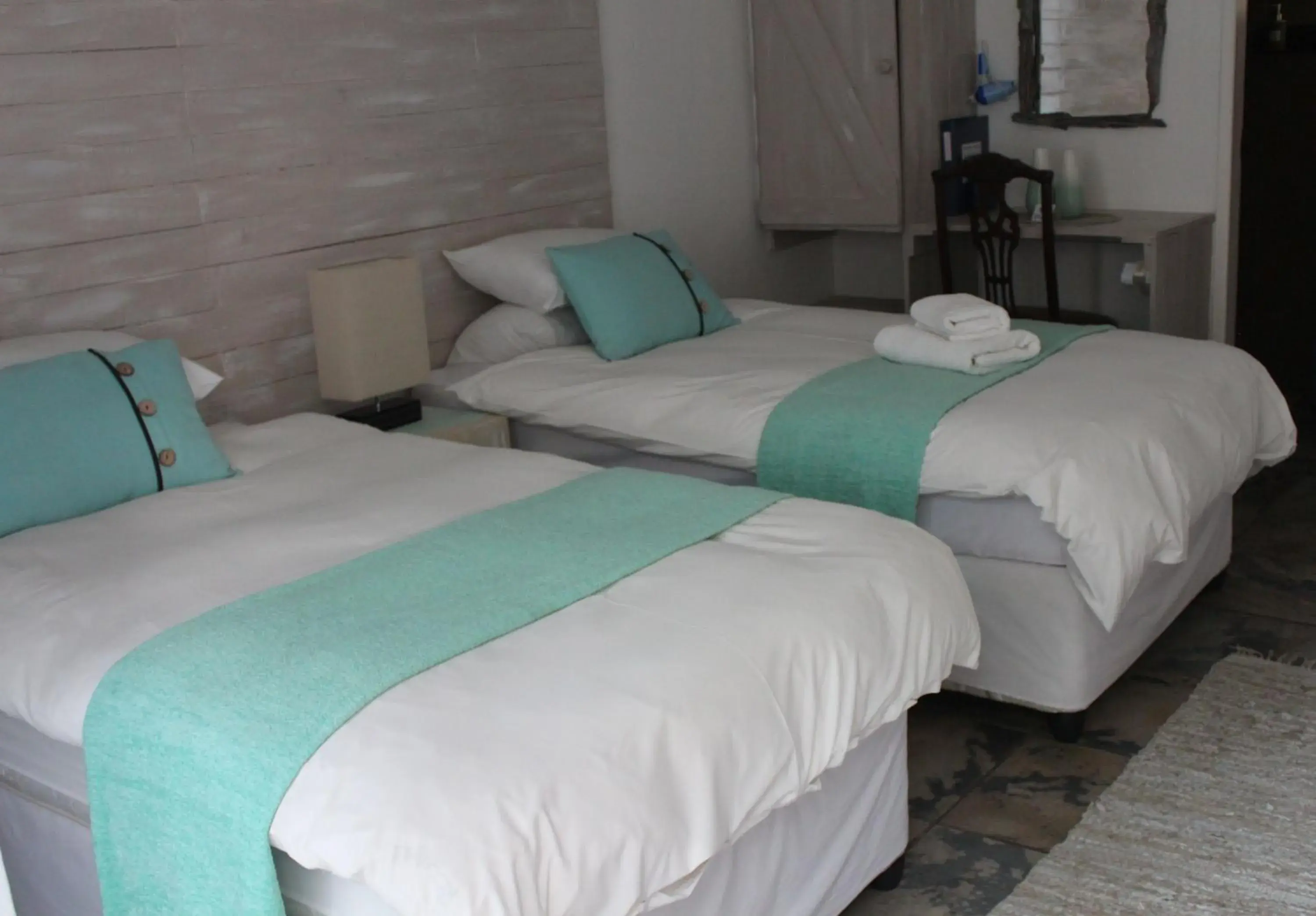 Triple Room in Ukarimu Guest House Triple Room in Ukarimu Guest House