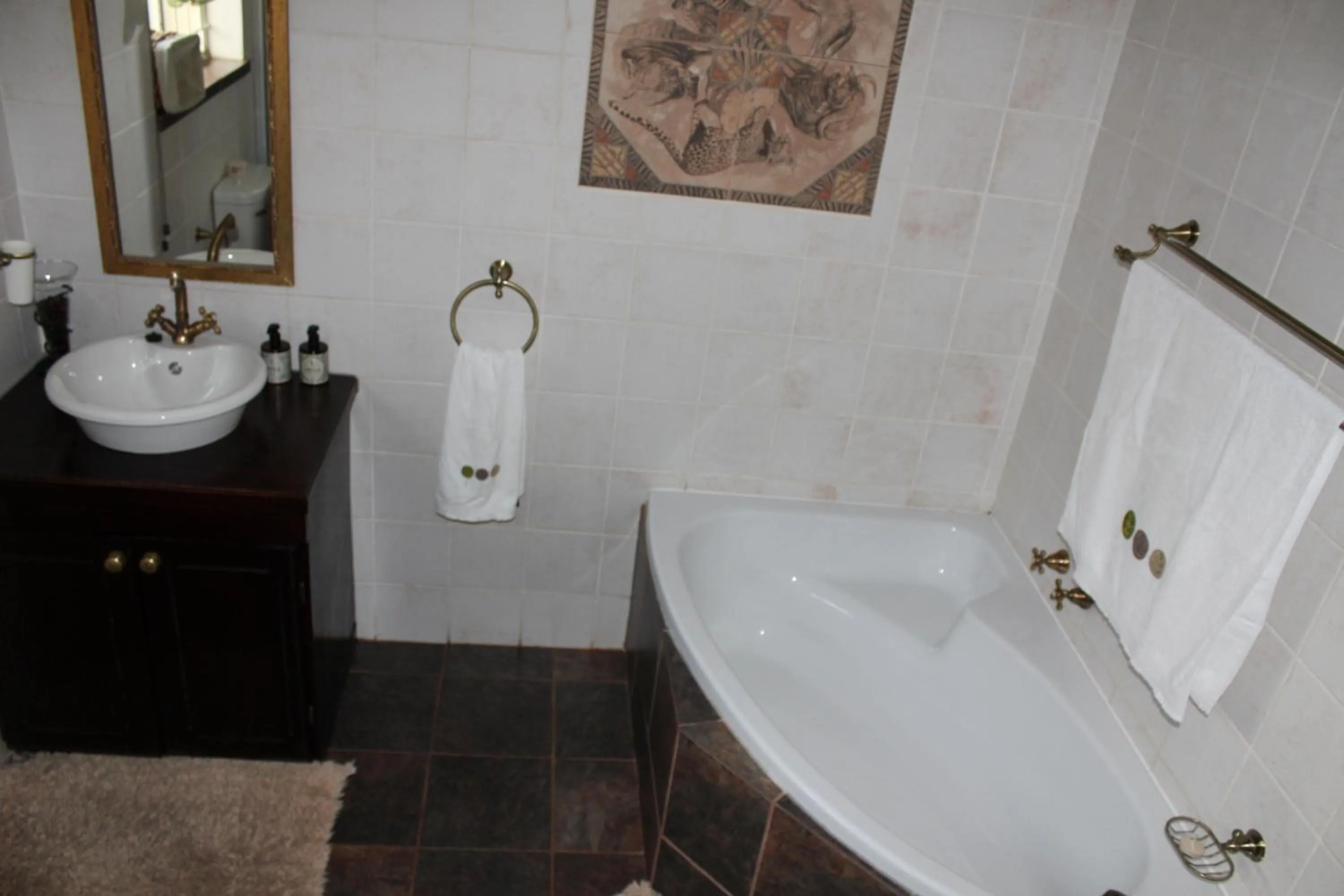 Bathroom in Ukarimu Guest House