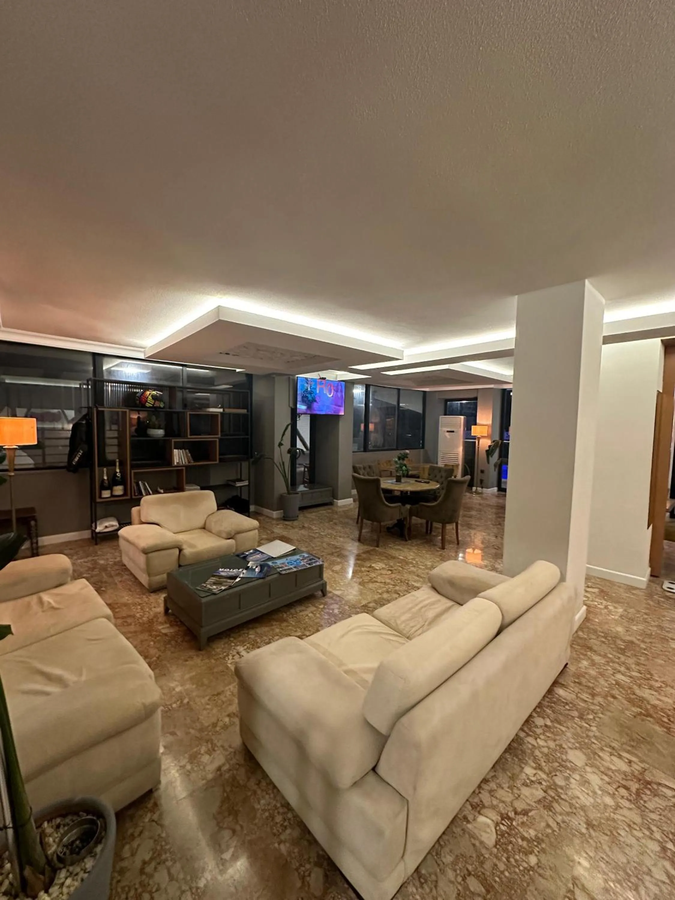 Lobby or reception in NFK The House Hotel