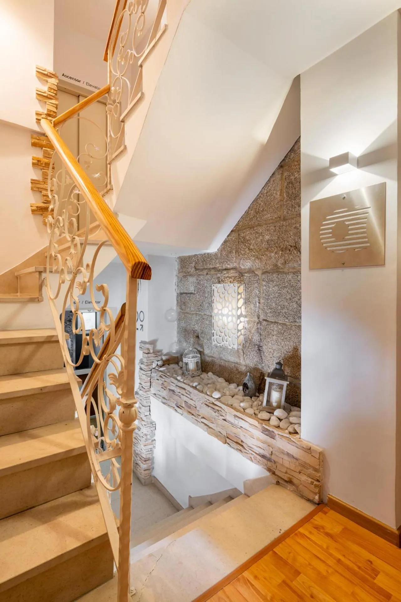 Lobby or reception in Hotel Alda Puerta Del Sol