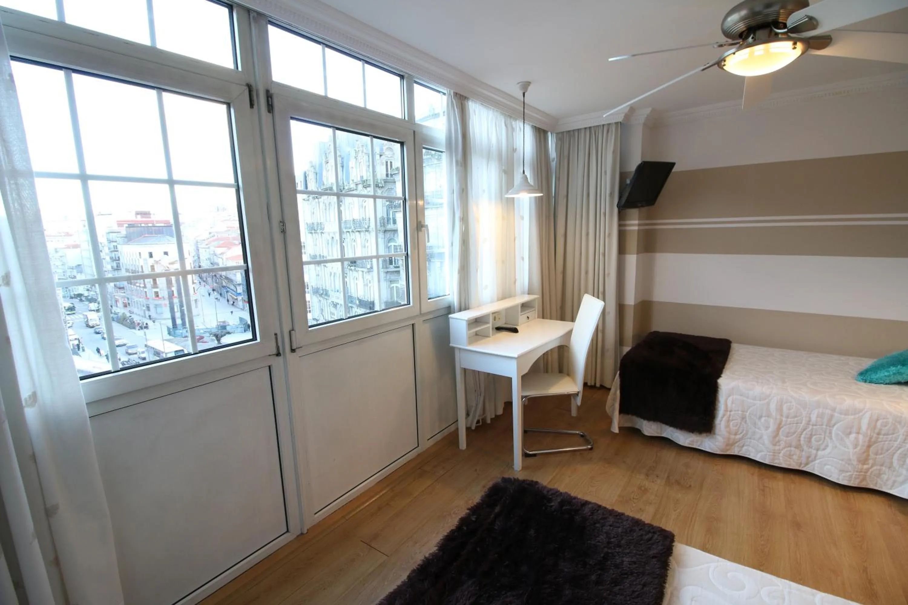 Bed in Hotel Alda Puerta Del Sol