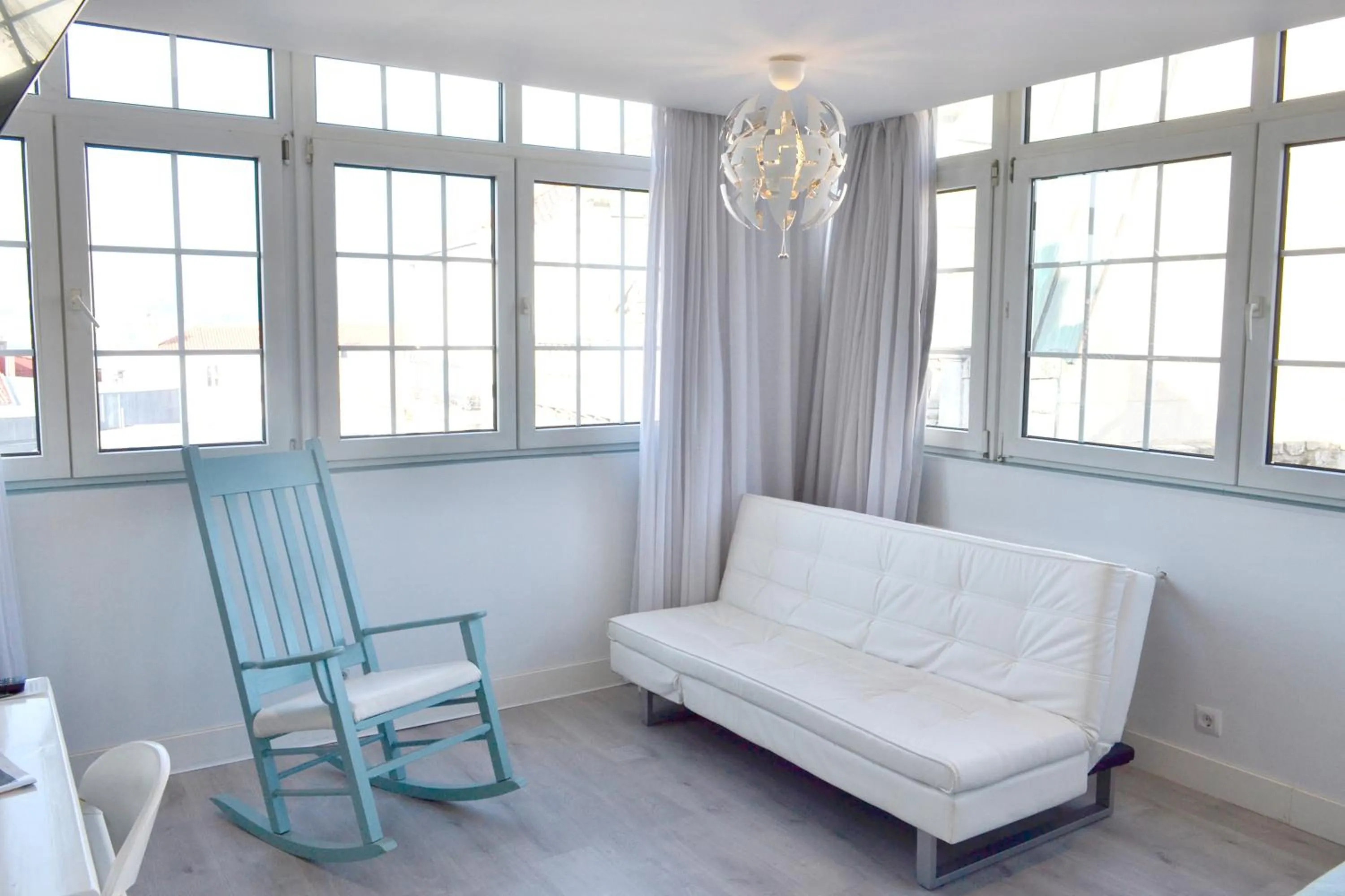 Photo of the whole room in Hotel Alda Puerta Del Sol