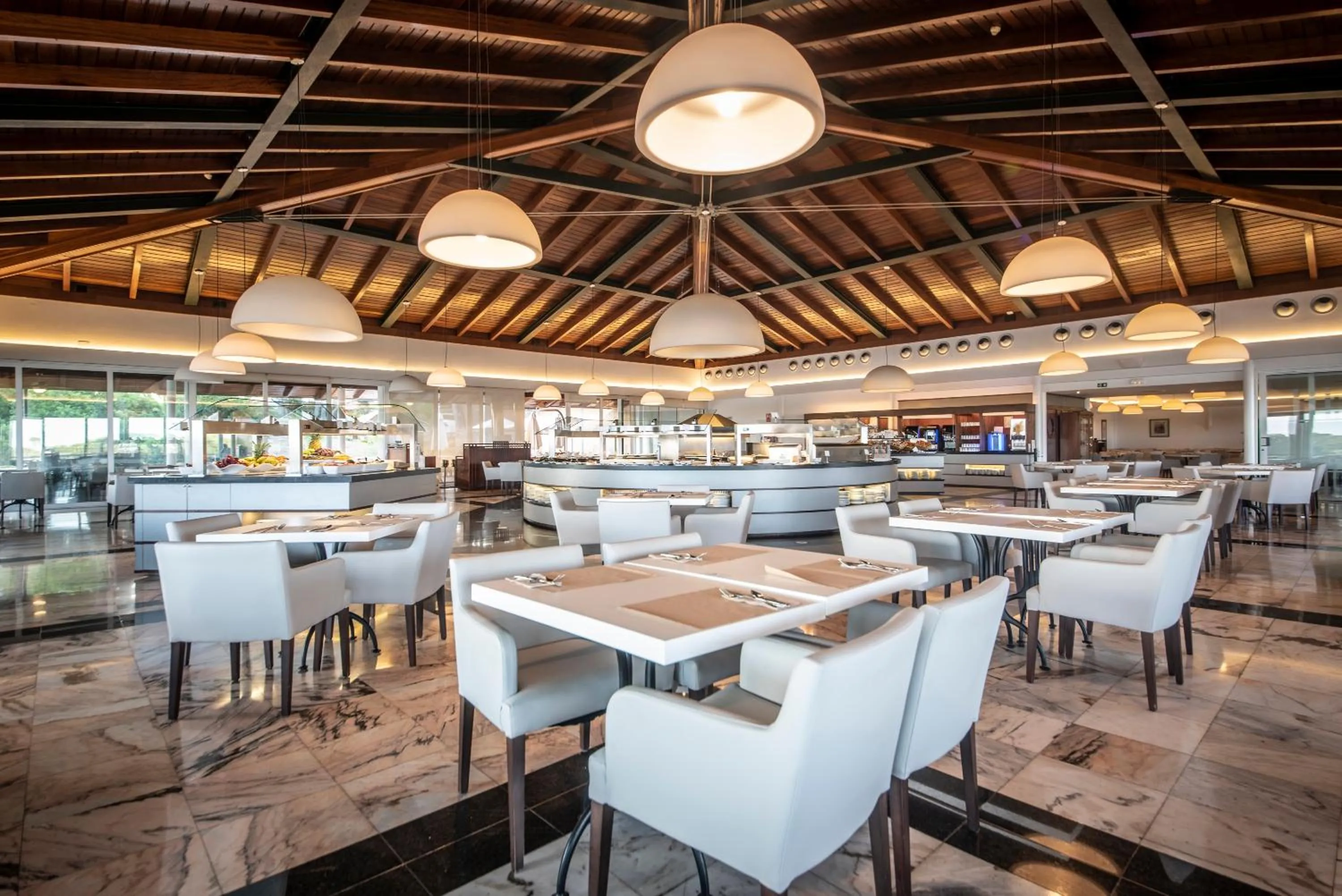 Restaurant/places to eat in Blau Colònia Sant Jordi