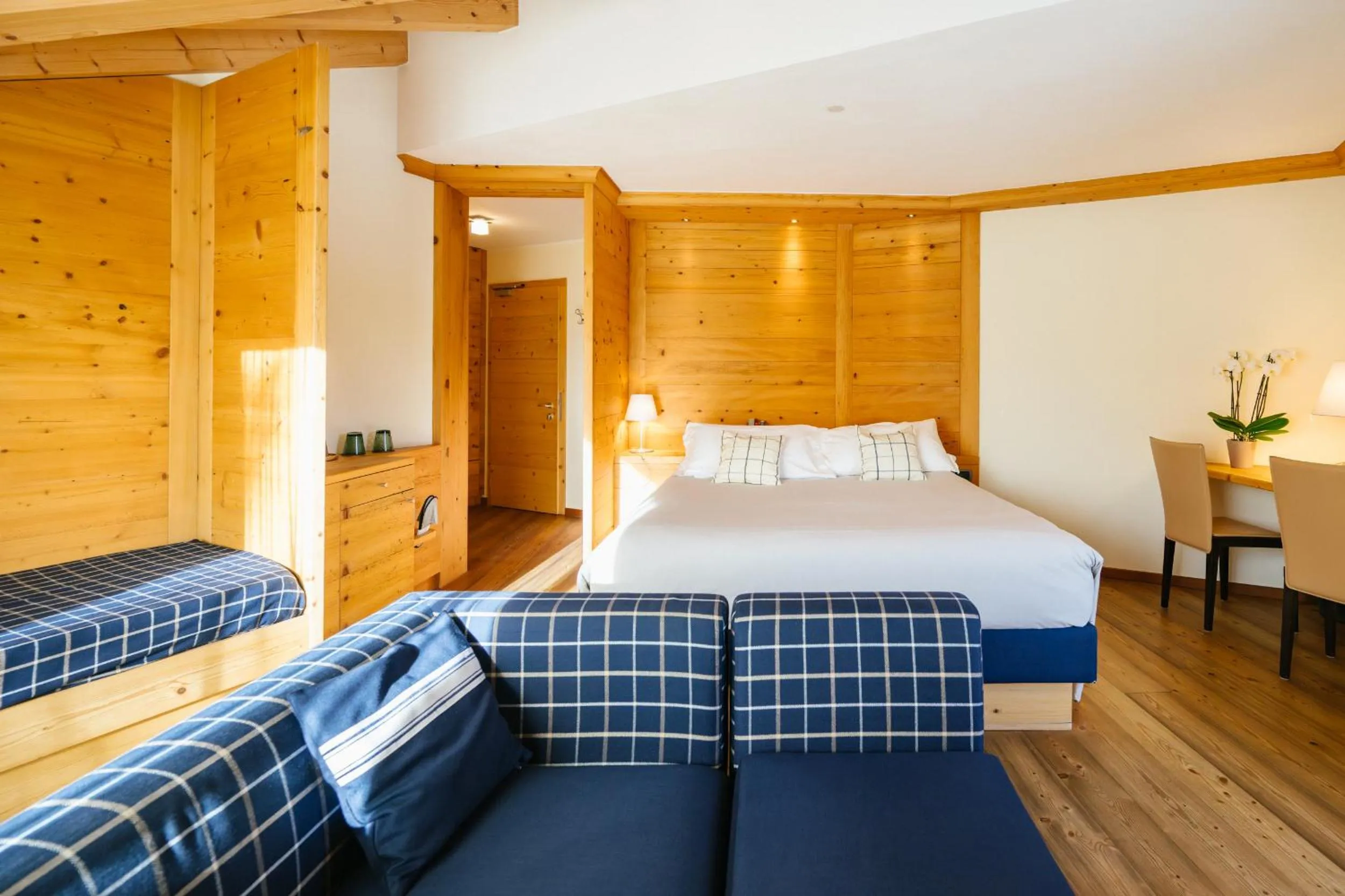 Bed in Maribel Hotel