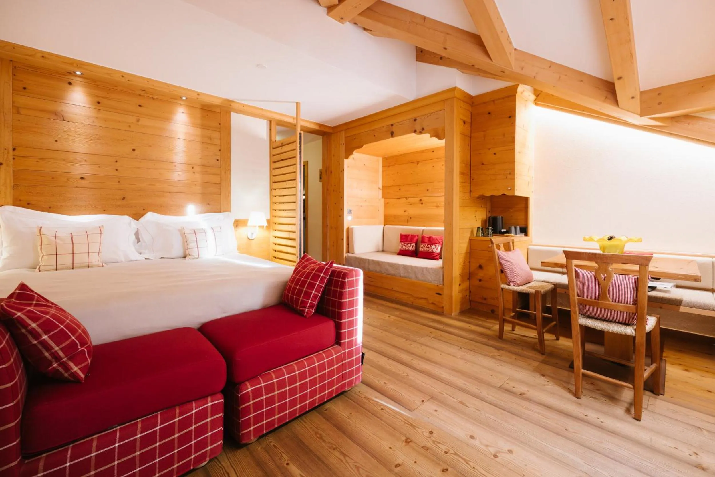 Bed in Maribel Hotel