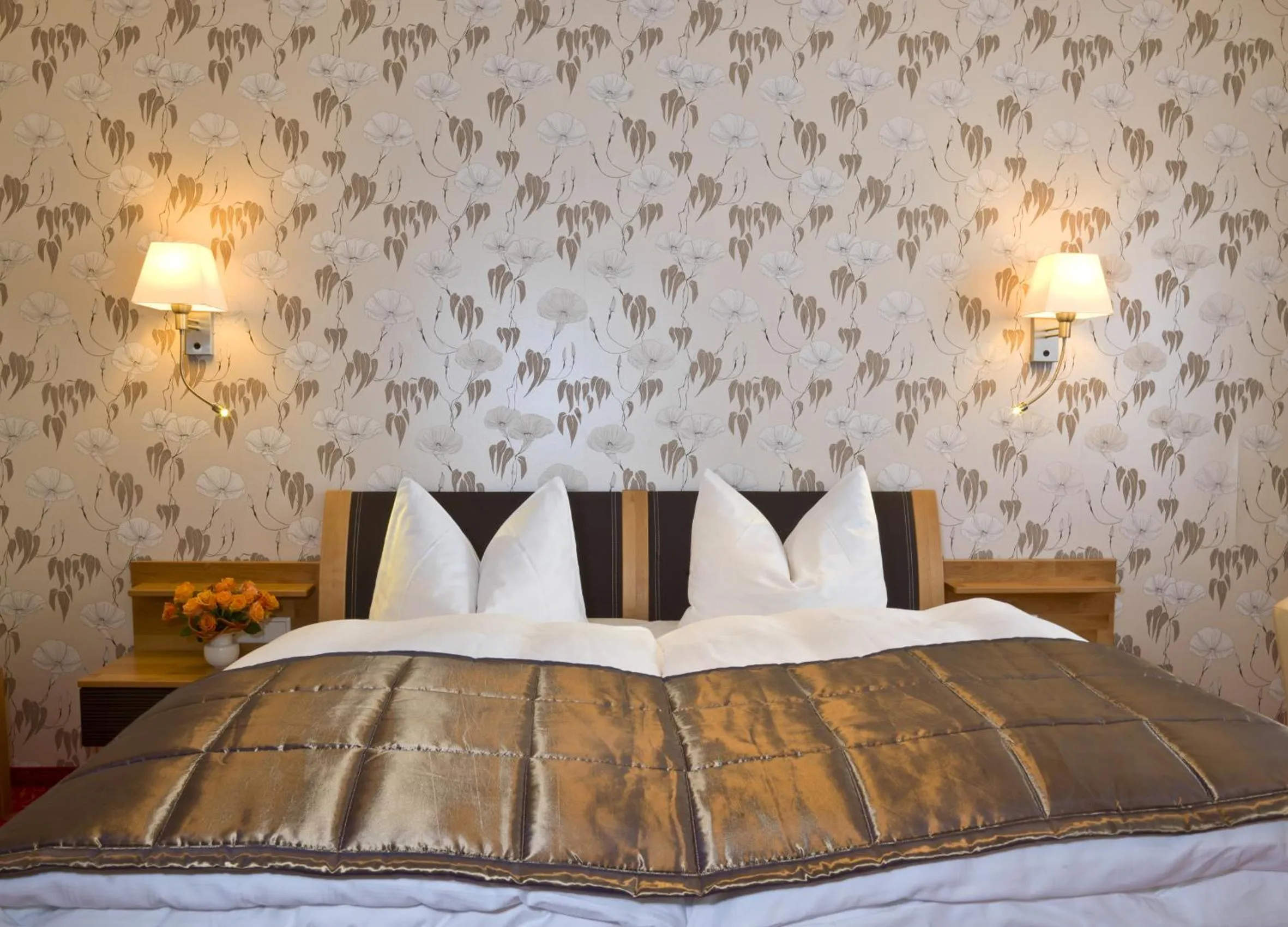 Bedroom, Bed in Landhotel Geyer