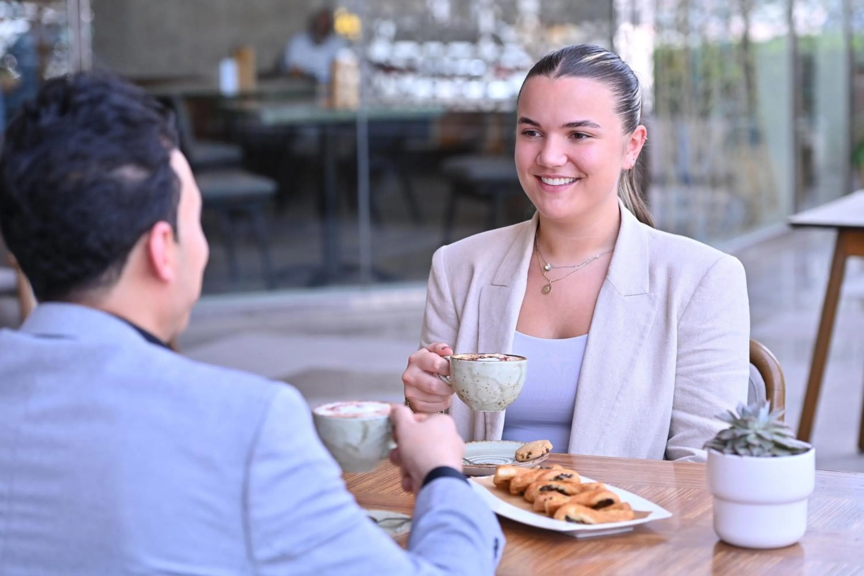 Restaurant/places to eat in Marriott Executive Apartments Dubai Creek