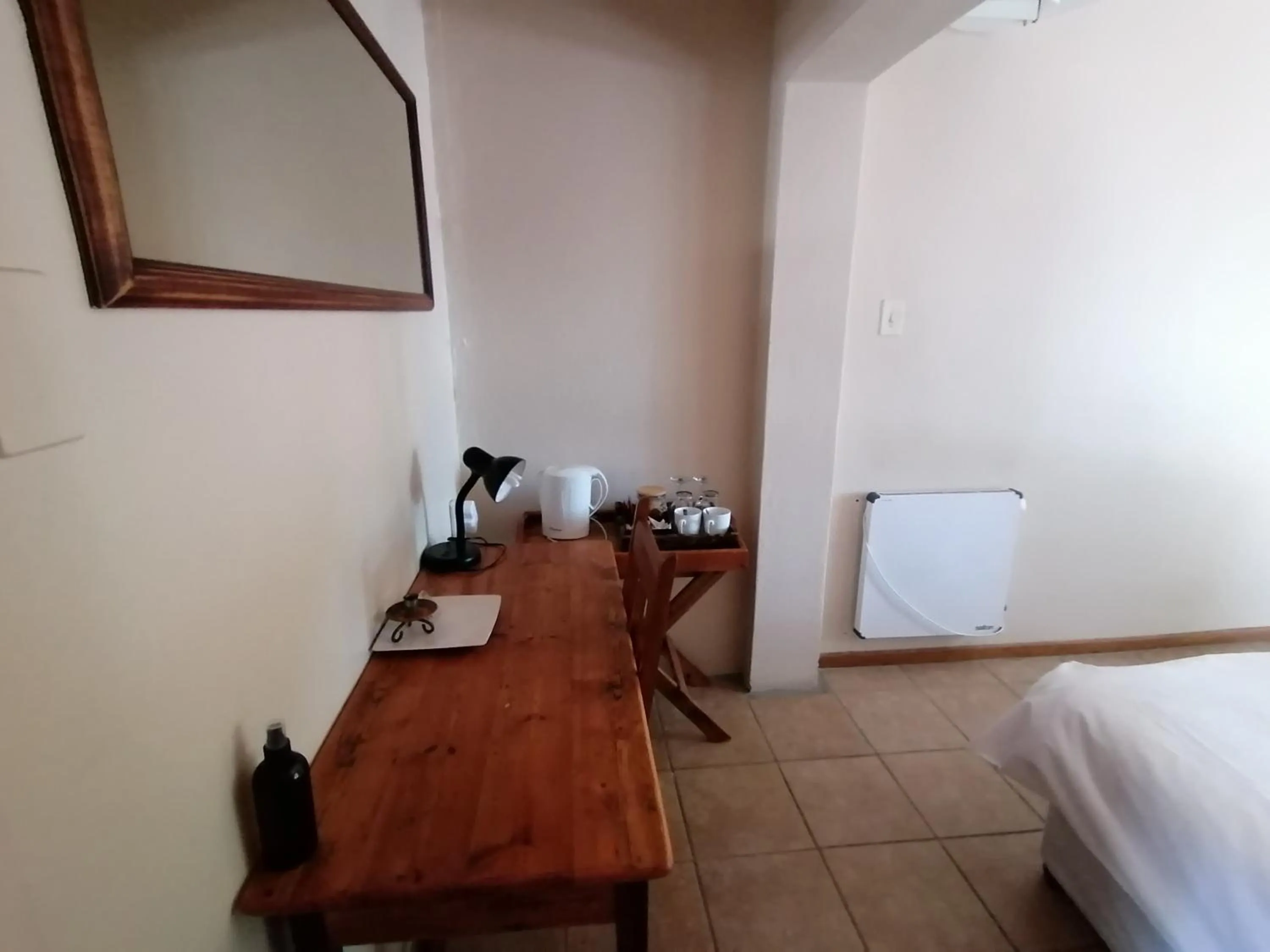 Bedroom, Bed in Aanhuizen Guest House