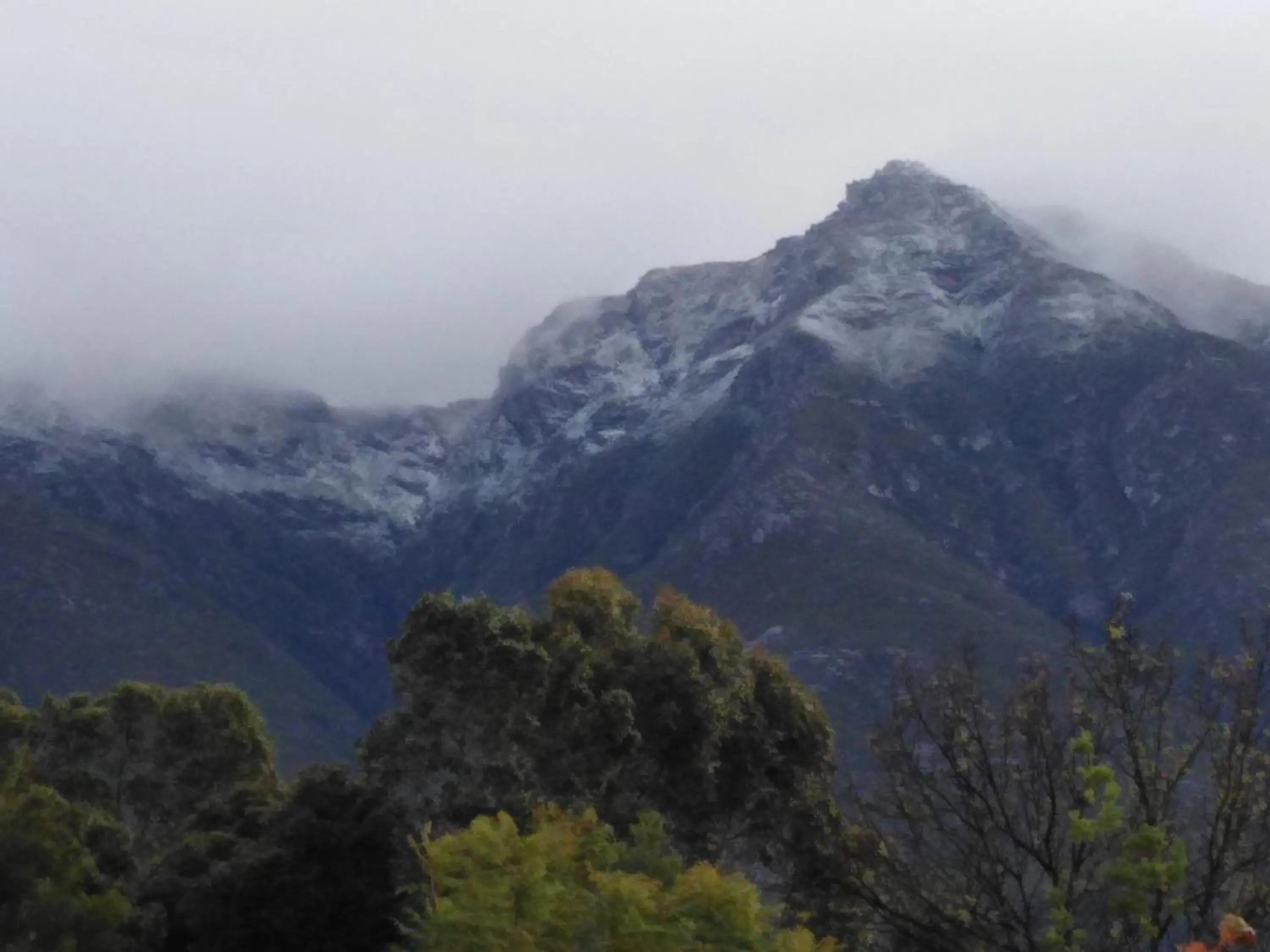 Mountain view in Aanhuizen Guest House