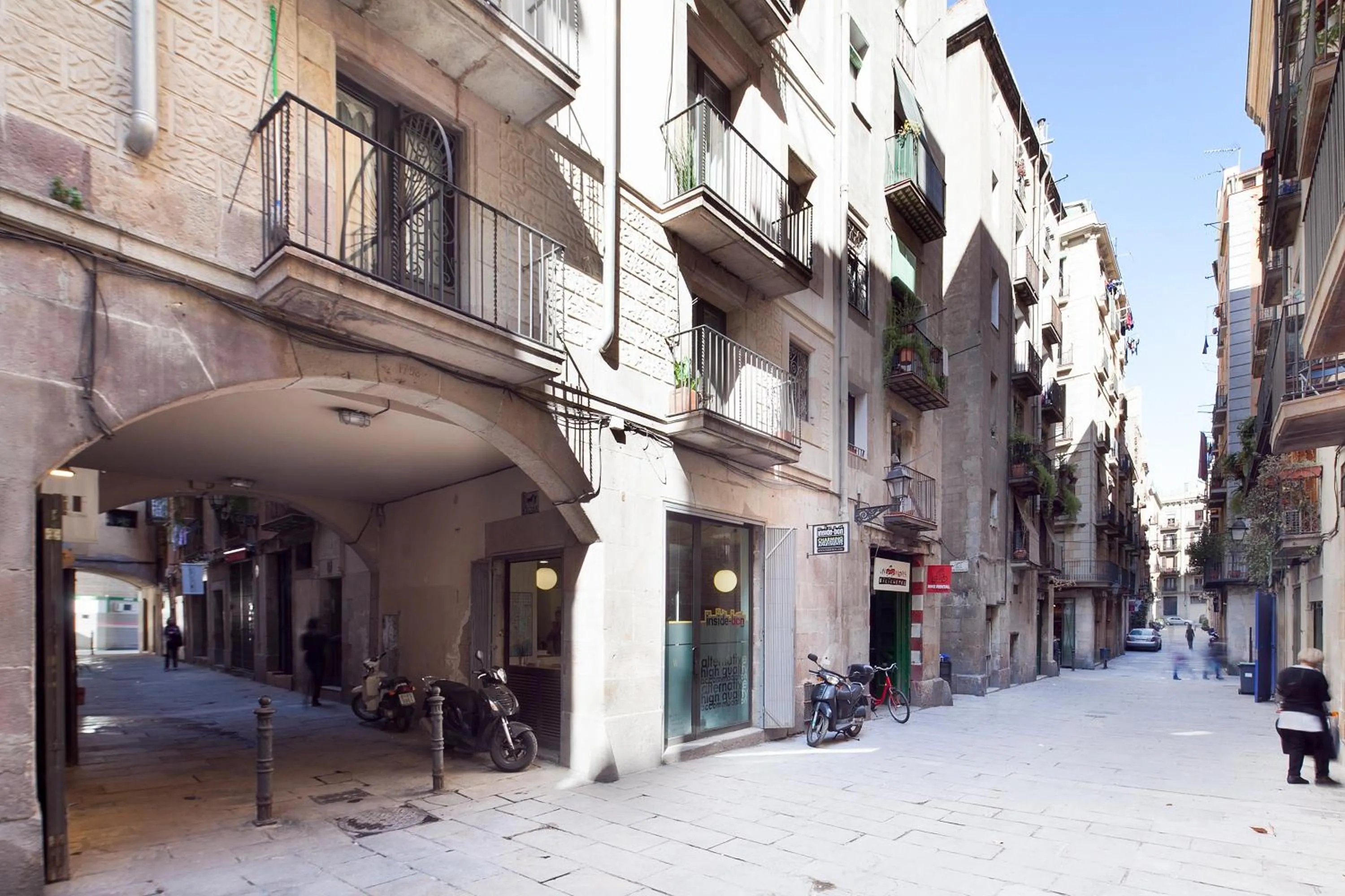 Facade/entrance in Inside Barcelona Apartments Esparteria
