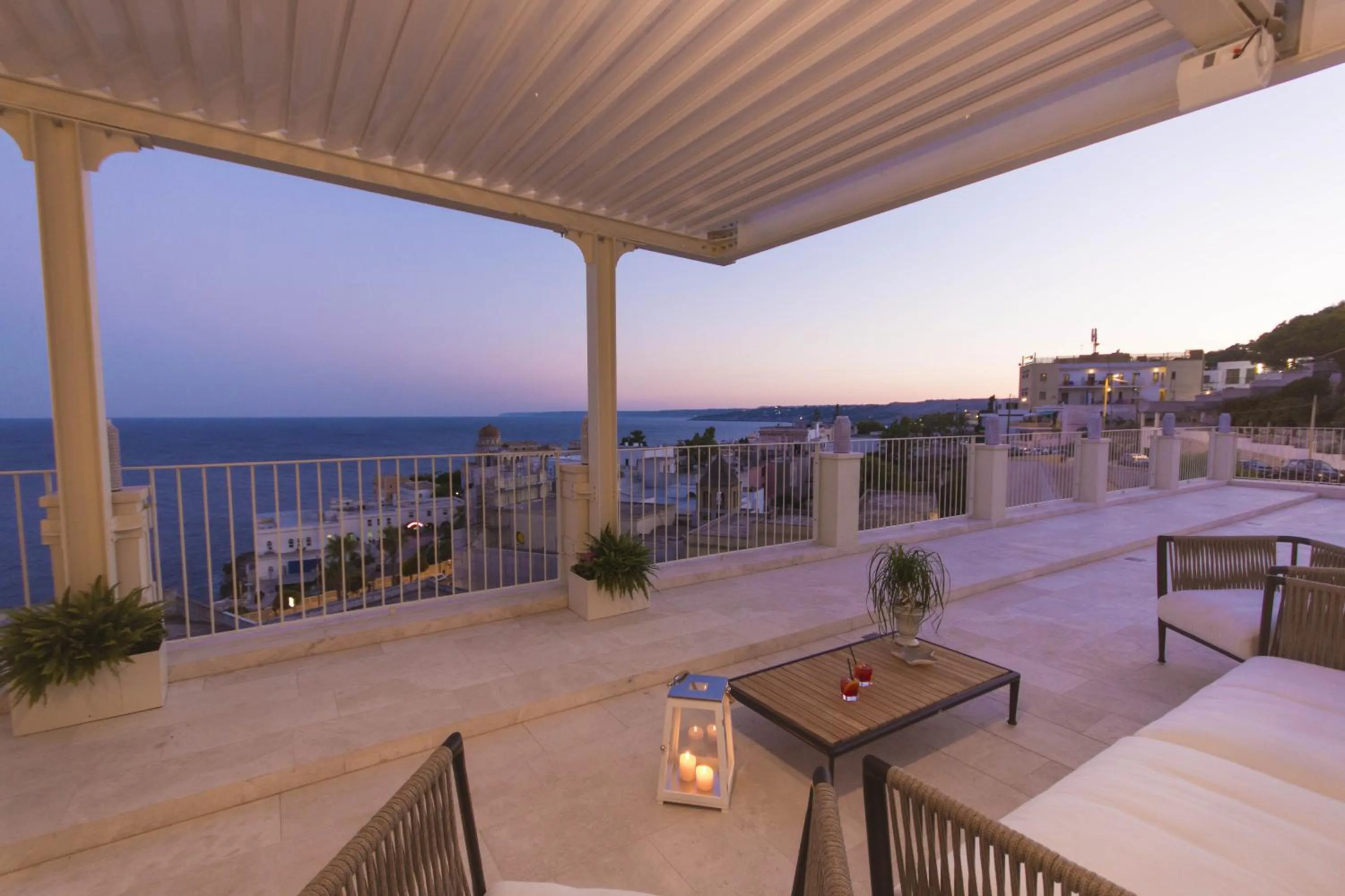 Balcony/Terrace in Est hotel