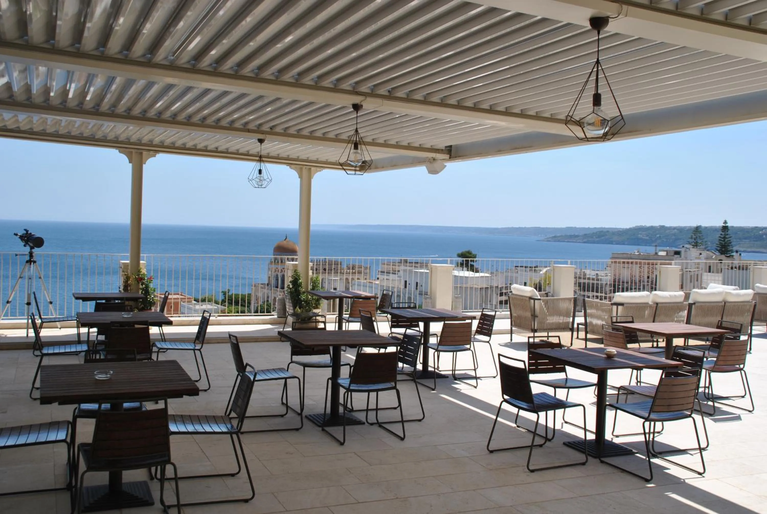 Balcony/Terrace in Est hotel