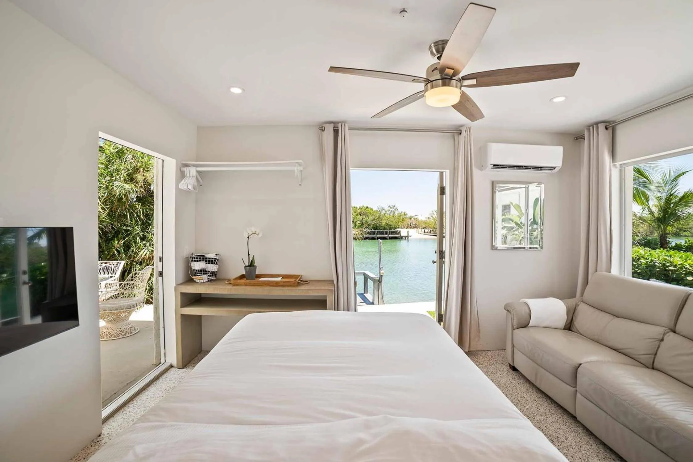 Bed in Casey Key Resort - Gulf Shores