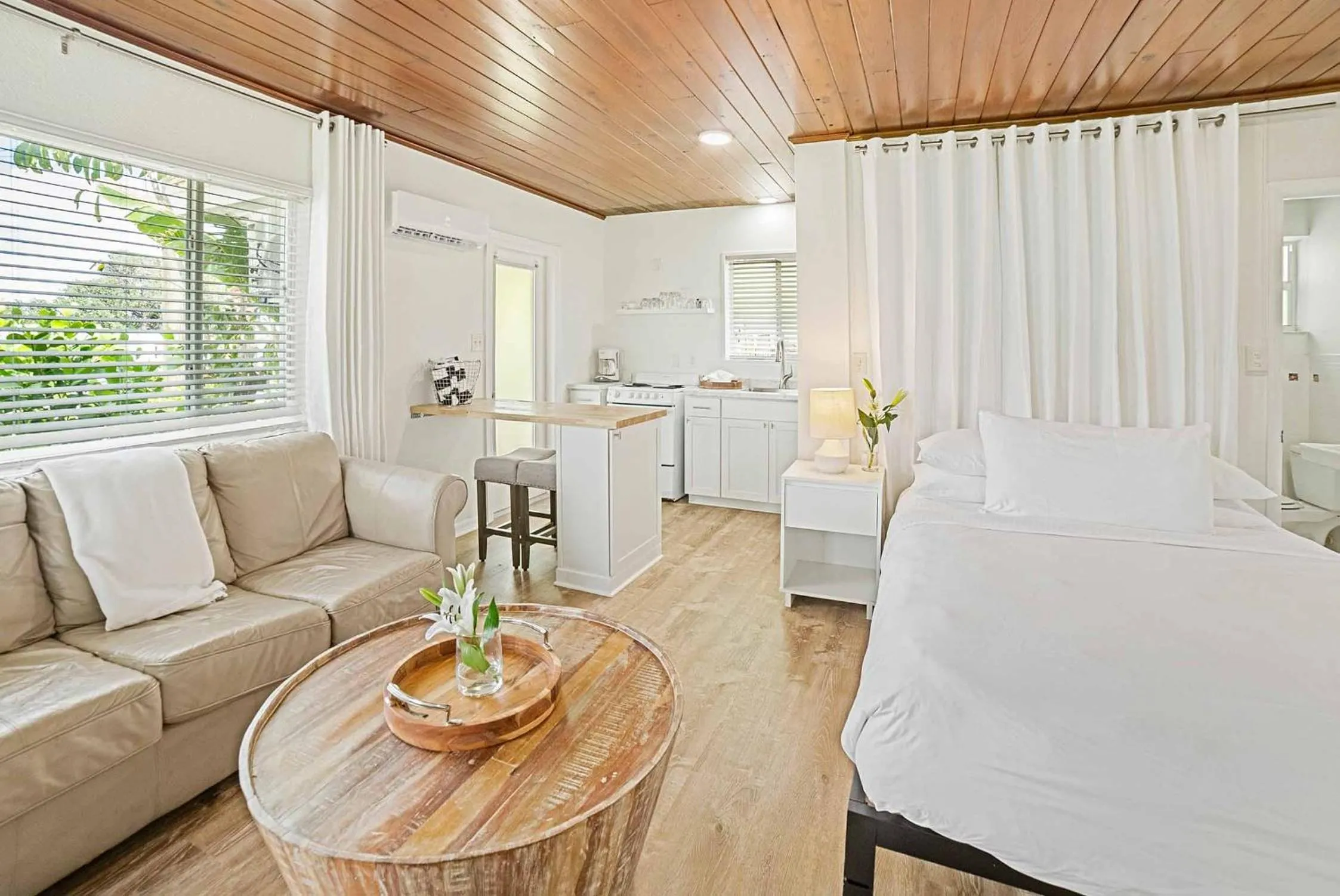 Bed in Casey Key Resort - Gulf Shores