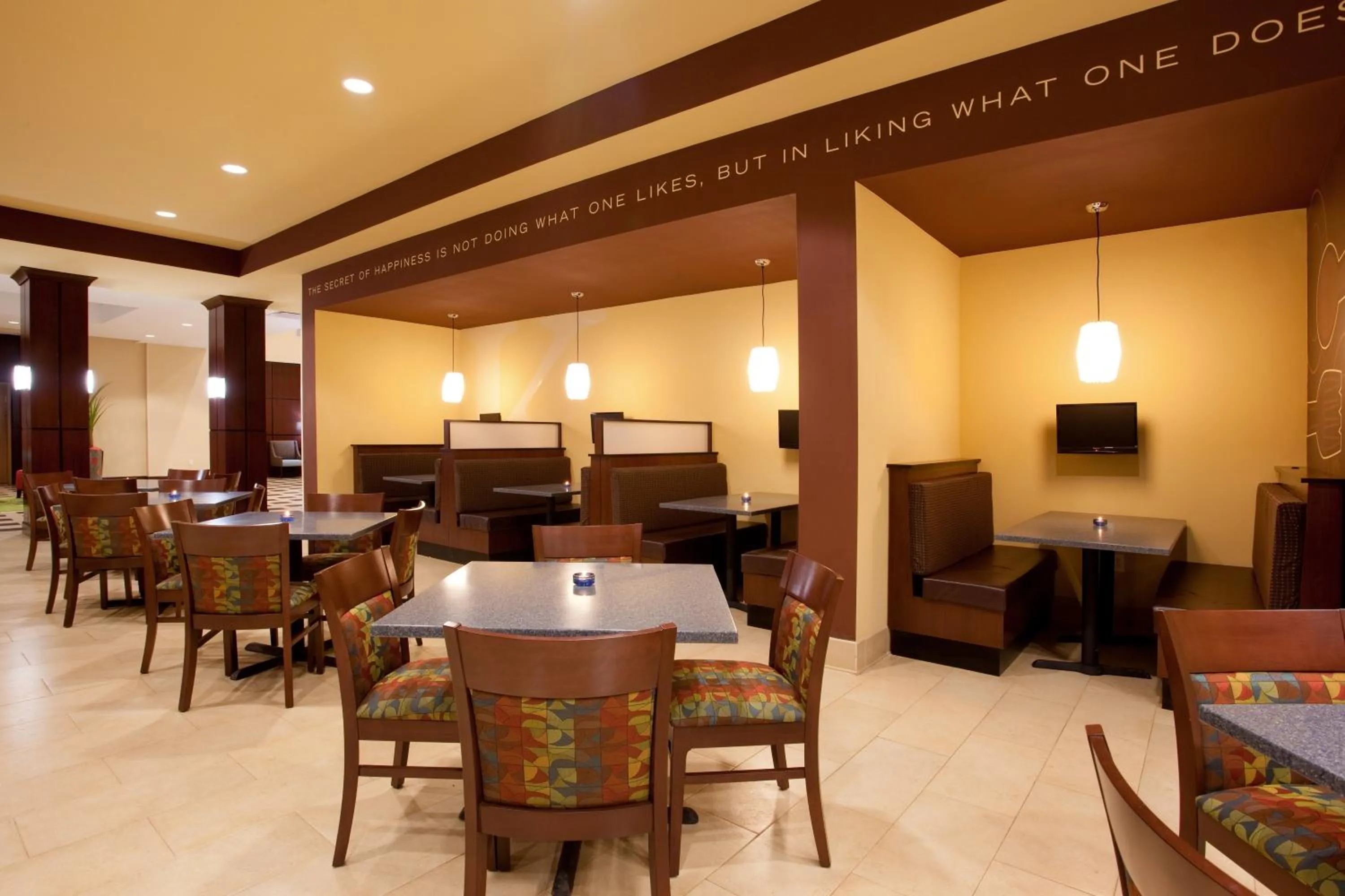Restaurant/places to eat in Holiday Inn Saint Louis-Fairview Heights by IHG