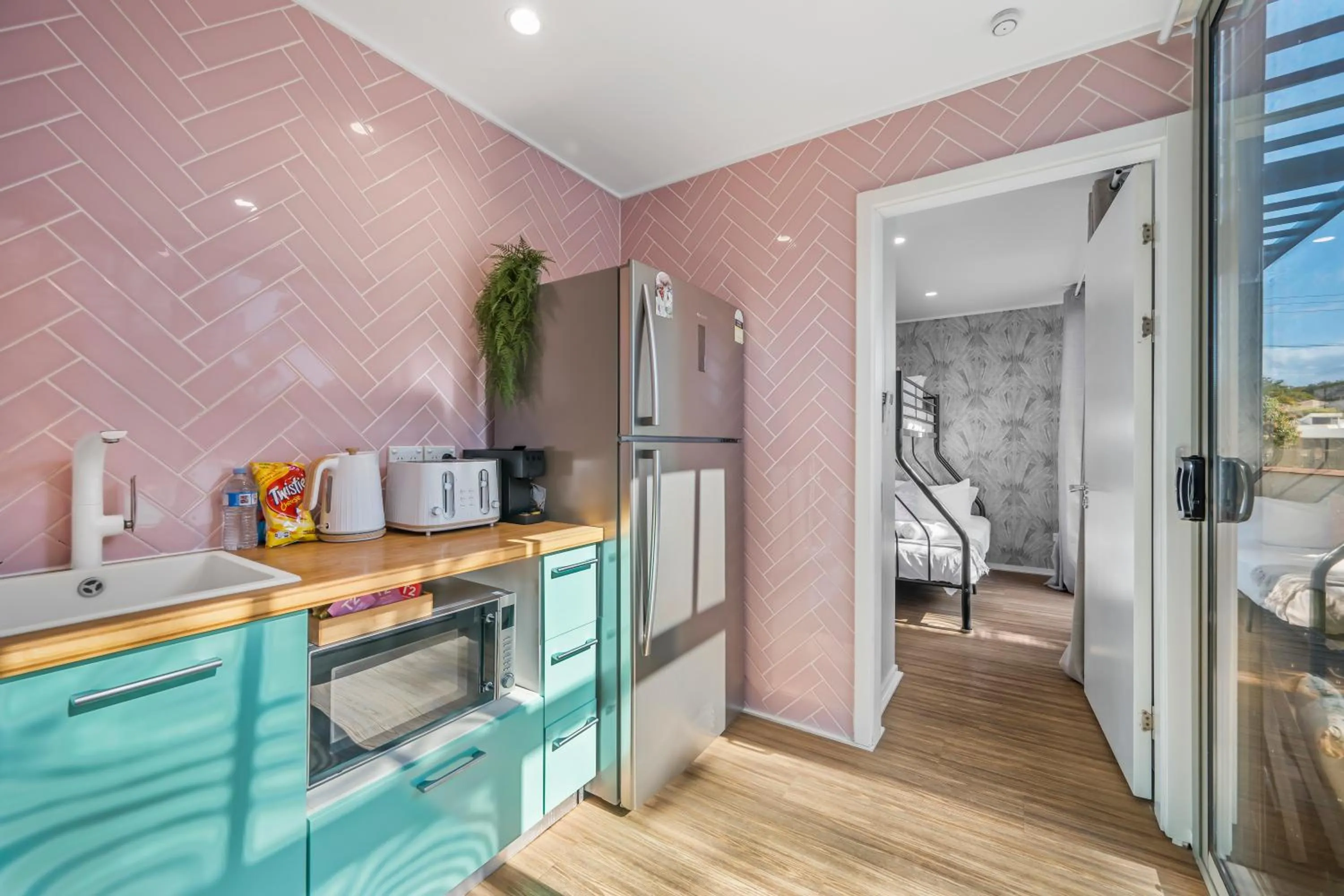 The Med Crescent Head